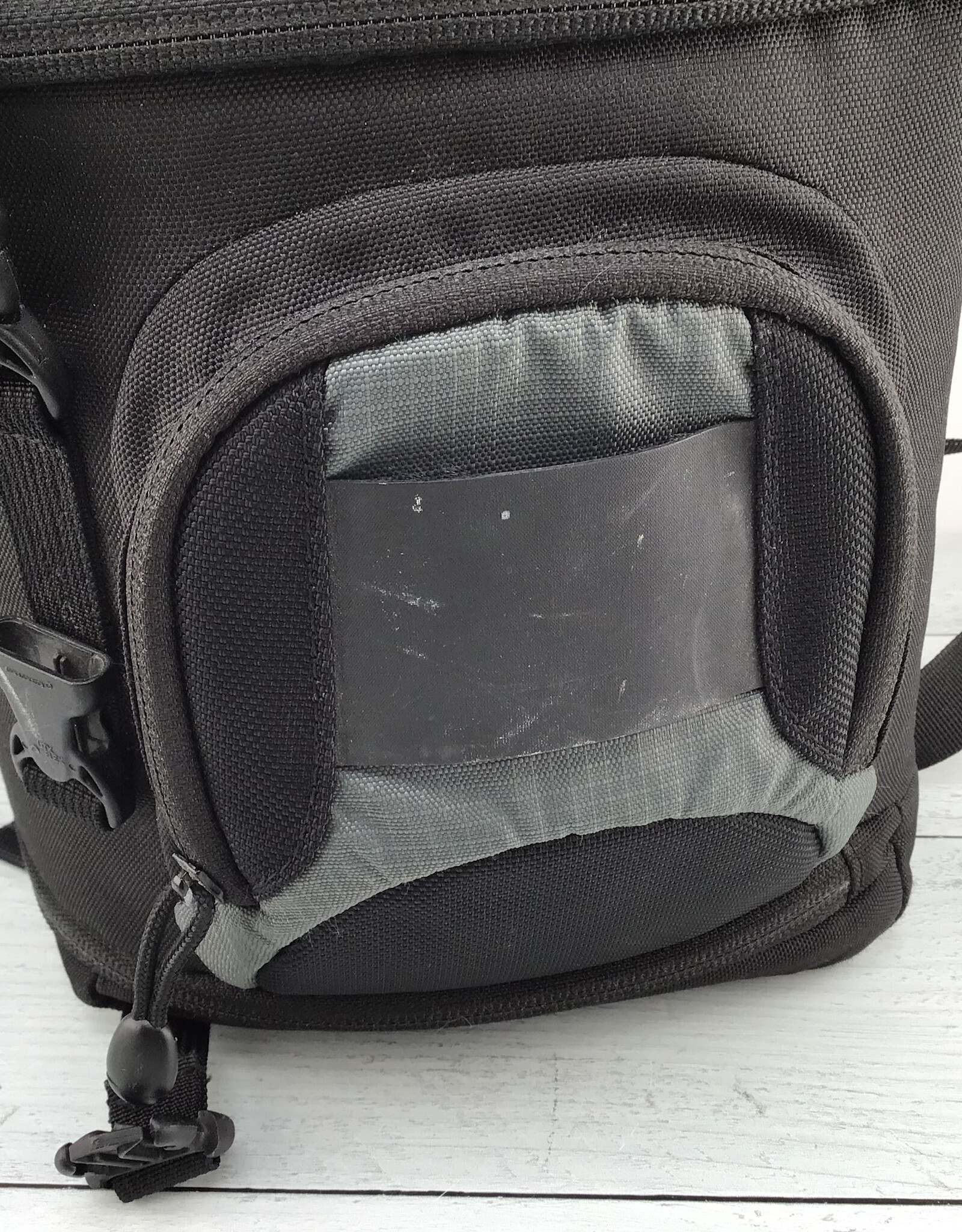 LOWEPRO Lowepro Slingshot 100 AW Camera Bag Used Fair