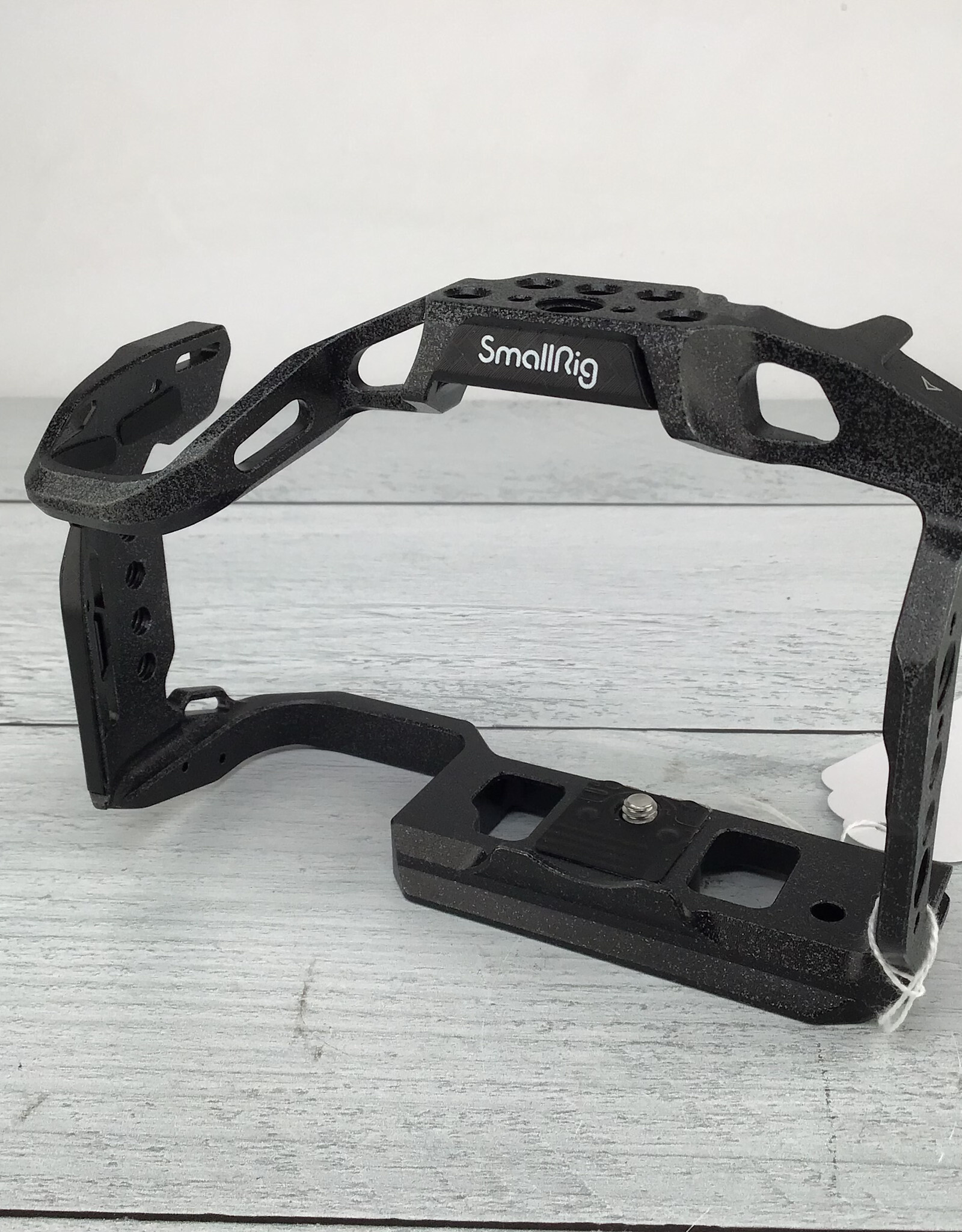 SmallRig SmallRig Camera Cage for Canon R7 Used Good
