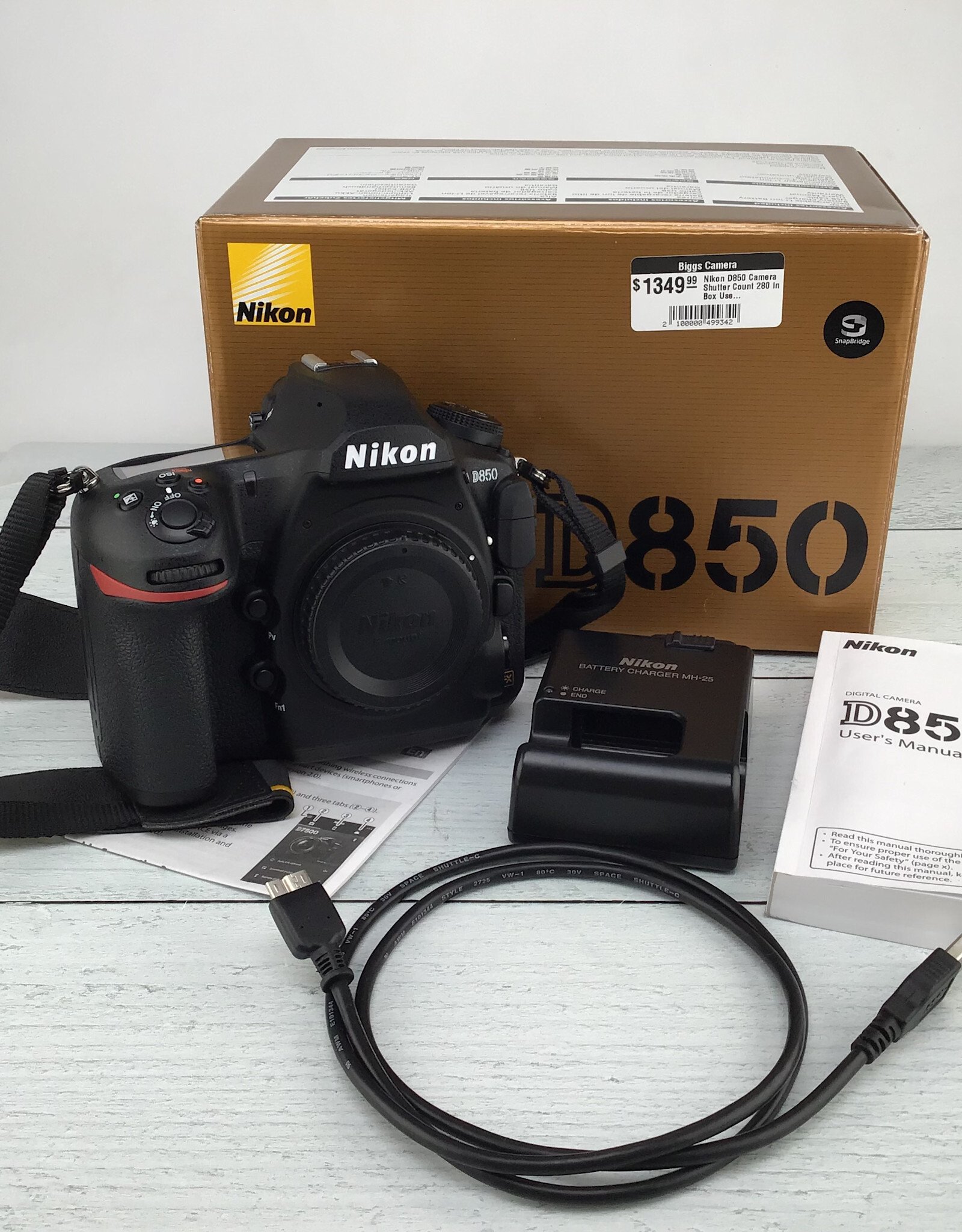 NIKON Nikon D850 Camera Shutter Count 280 in Box Used EX