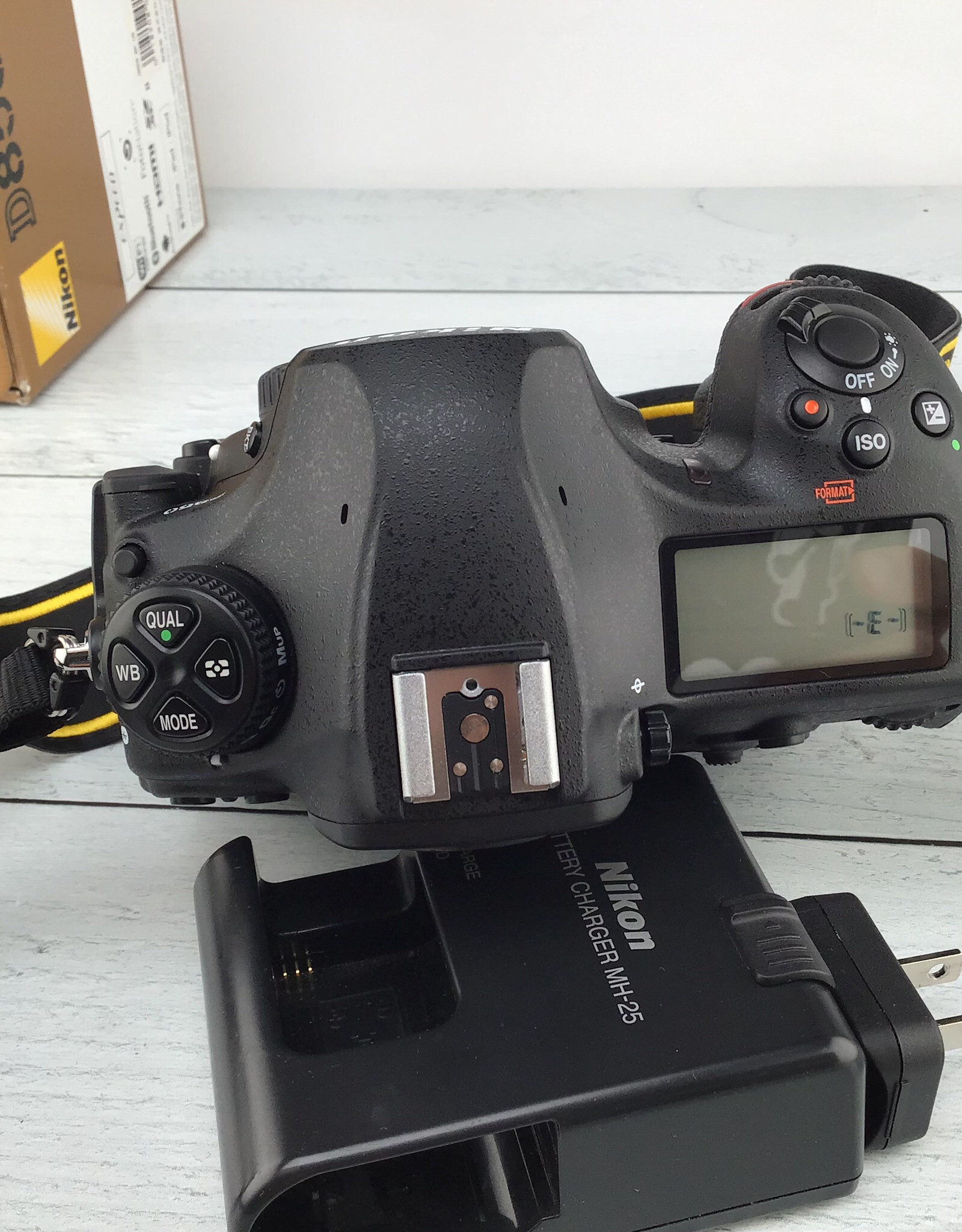 NIKON Nikon D850 Camera Shutter Count 280 in Box Used EX