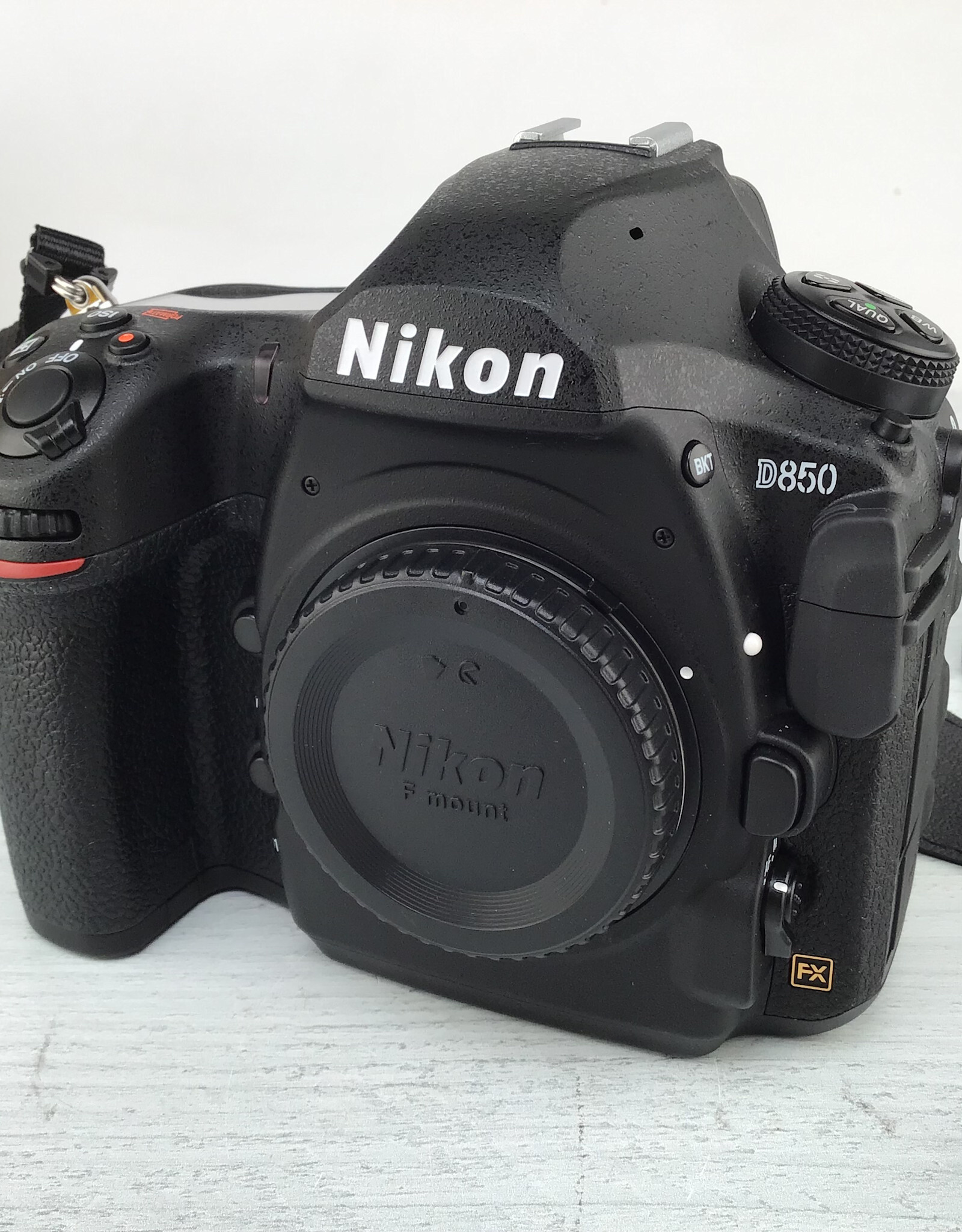 NIKON Nikon D850 Camera Shutter Count 280 in Box Used EX