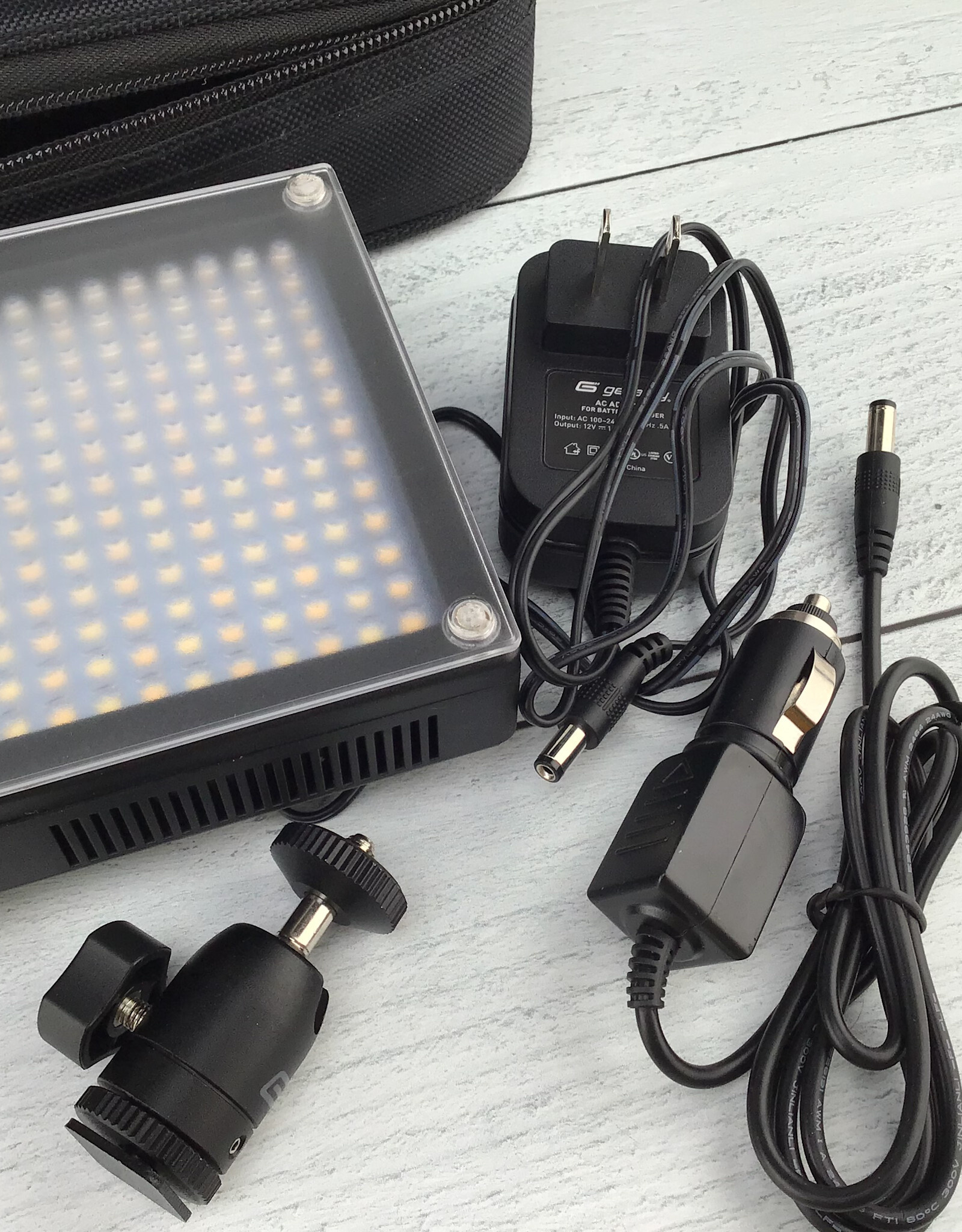 Genaray Genaray LED-7100T LED Light Used Good