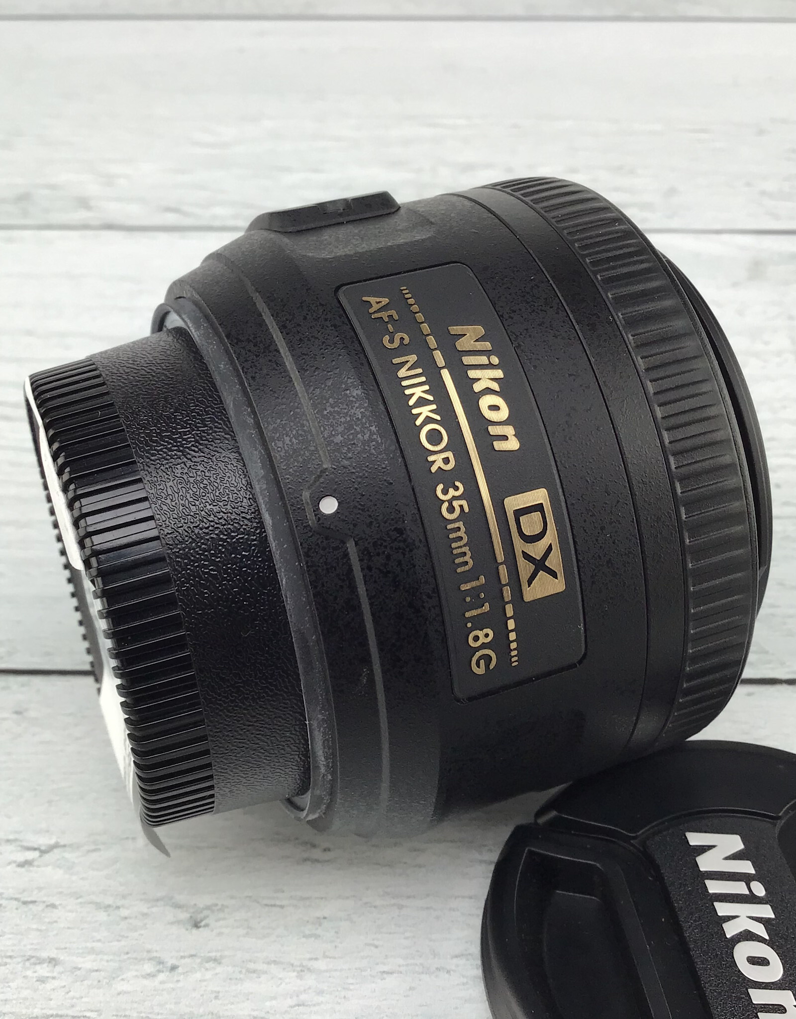 Nikon AF-S DX 35mm f1.8 G Lens w/ Hood Used Good