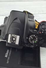 NIKON Nikon D3500 Camera Body w/ Charger Used Good