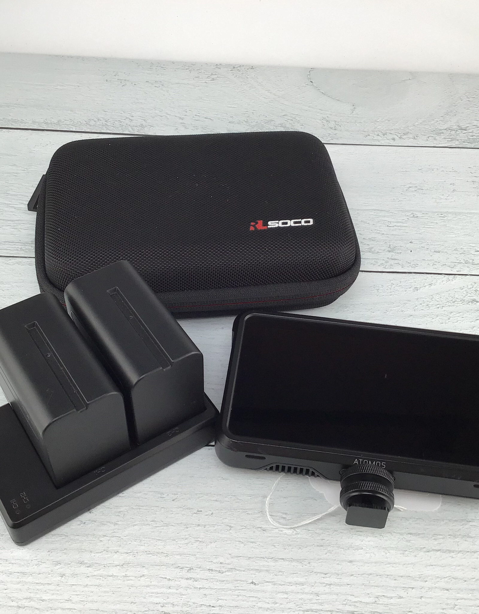 ATOMOS Atomos Shinobi 5 Monitor in Case Used Good