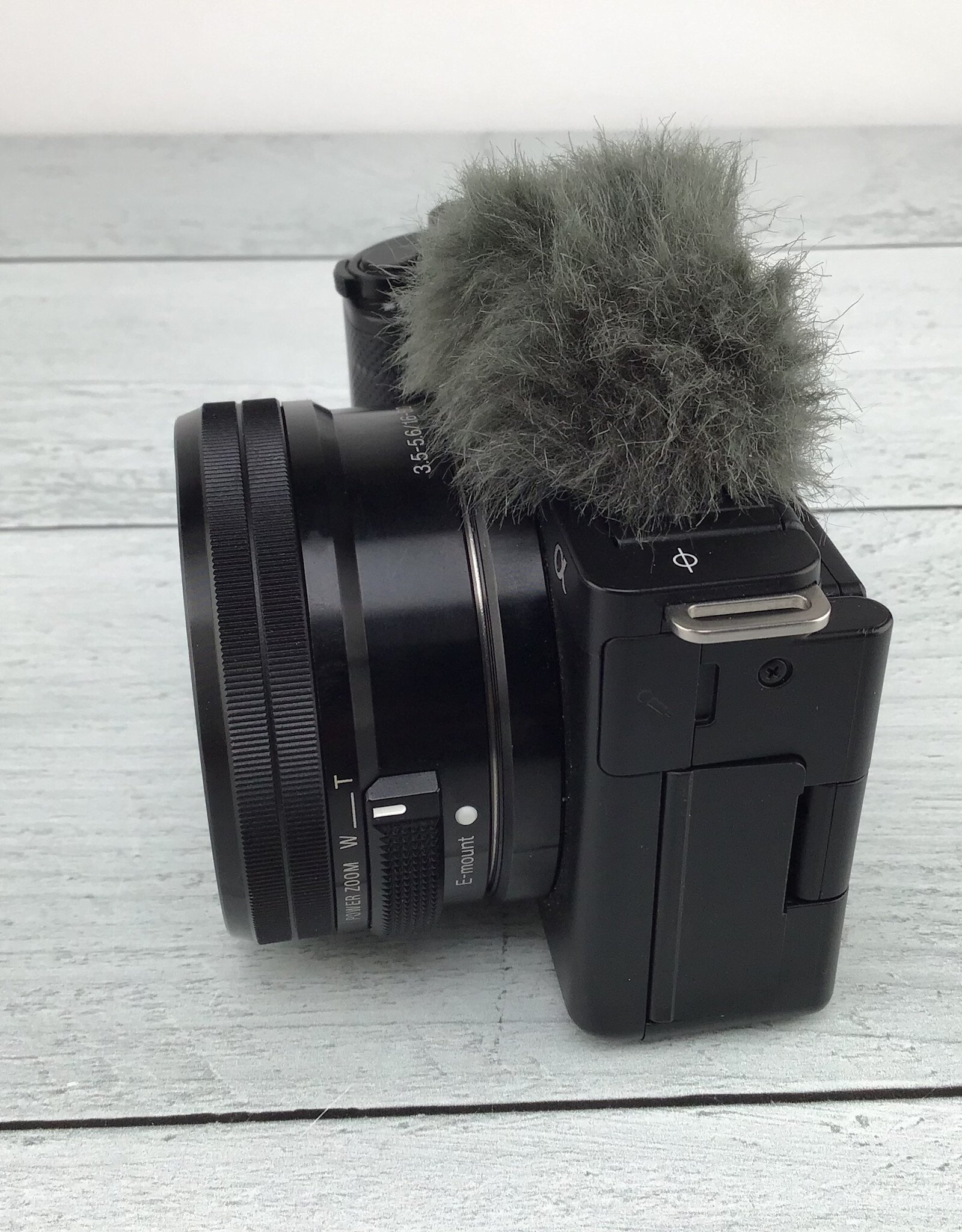 SONY Sony ZV-E10 Camera w/ 16-50mm Lens in Box Used Fair