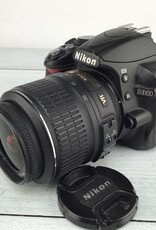 NIKON Nikon D3100 Camera w/ 18-55mm VR Used Fair