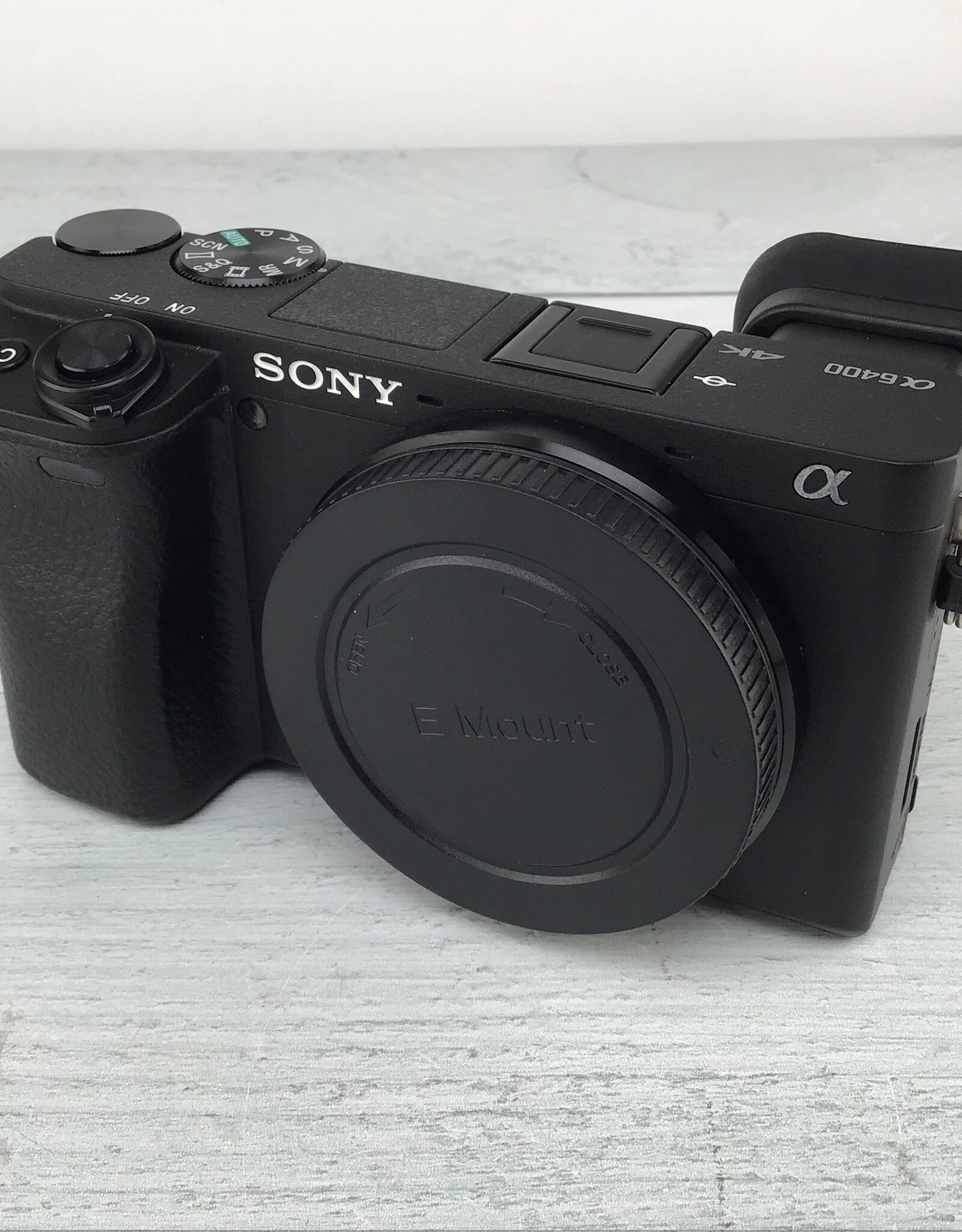 SONY Sony A6400 Camera Body w/ Charger Used Good