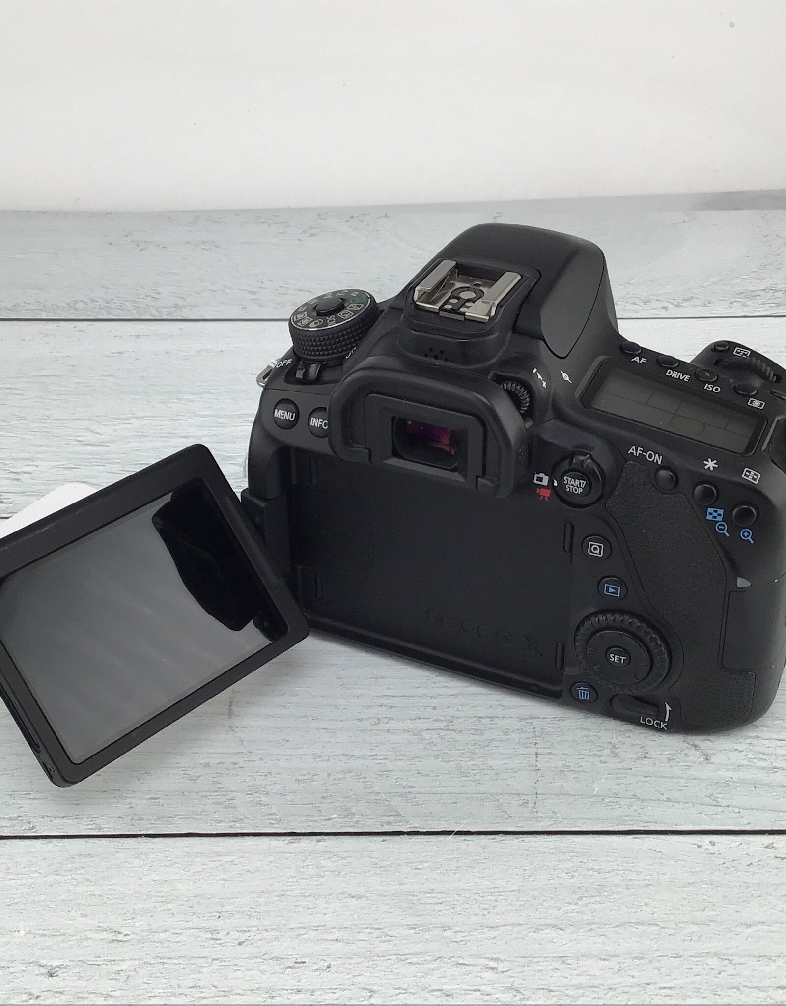 CANON Canon EOS 80D Camera Body Used Good