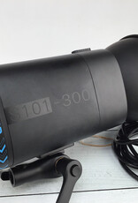 Neewer Neewer S101 300 Watt Strobe w/ Trigger Set Used Good