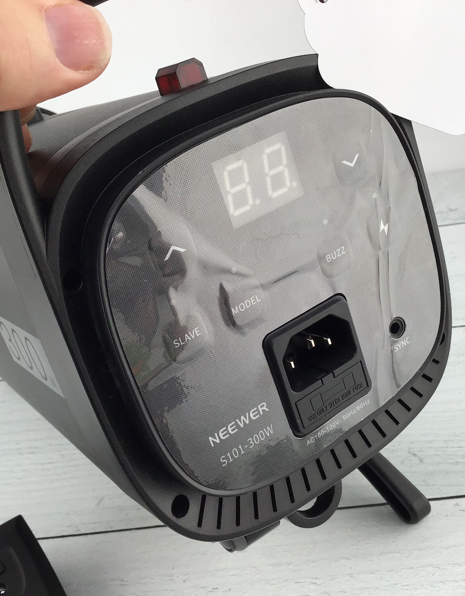 Neewer Neewer S101 300 Watt Strobe w/ Trigger Set Used Good