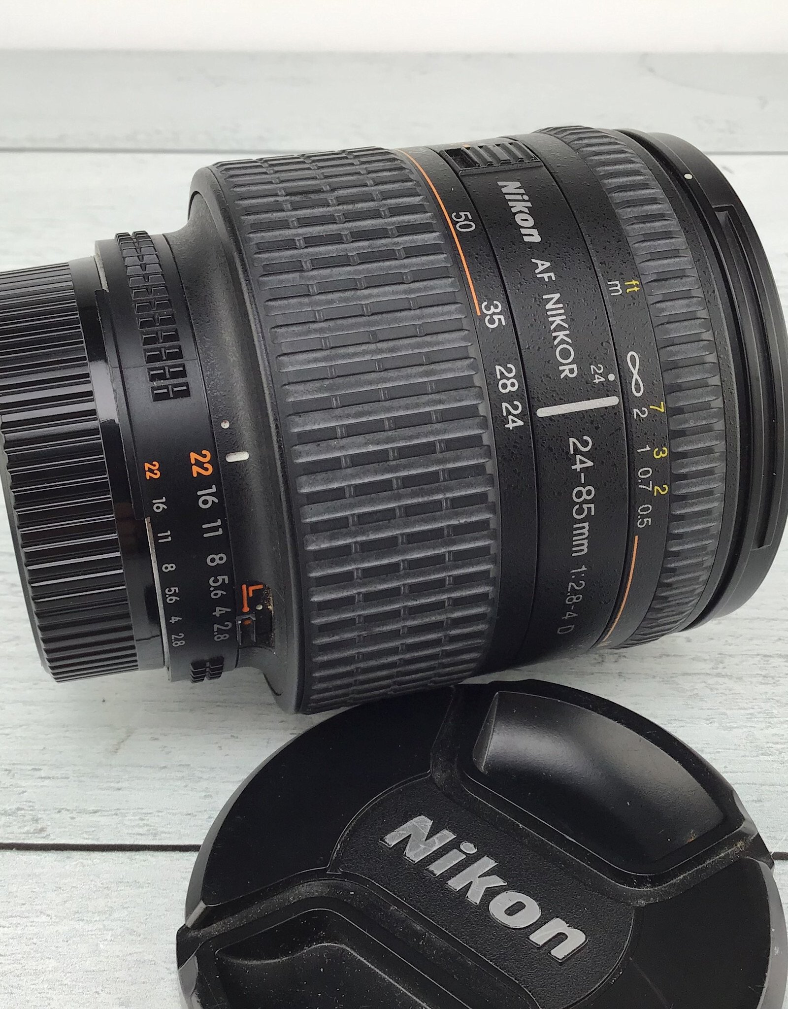 NIKON Nikon AF Nikkor 24-85mm f2.8-4 D Lens Used Fair