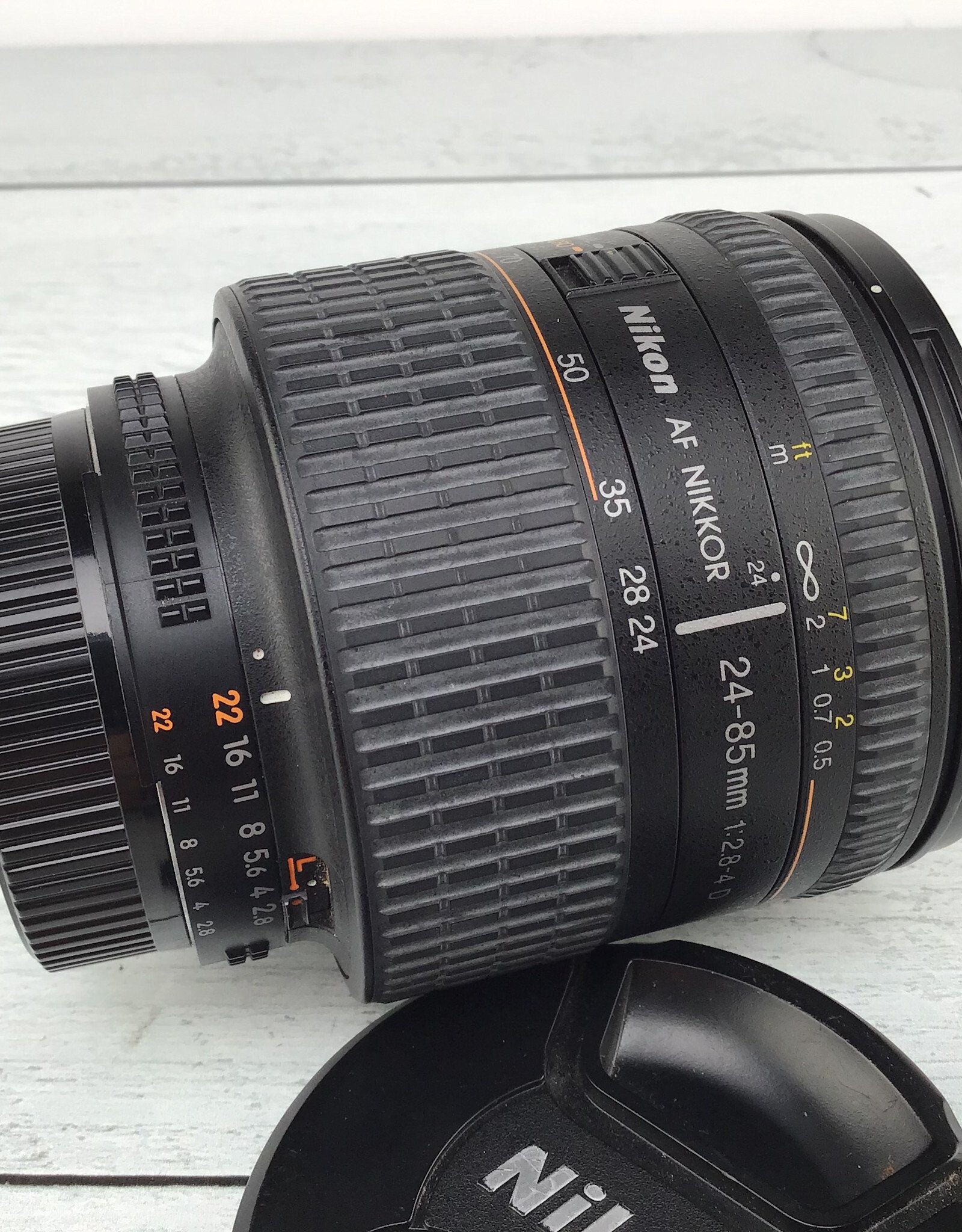 NIKON Nikon AF Nikkor 24-85mm f2.8-4 D Lens Used Fair