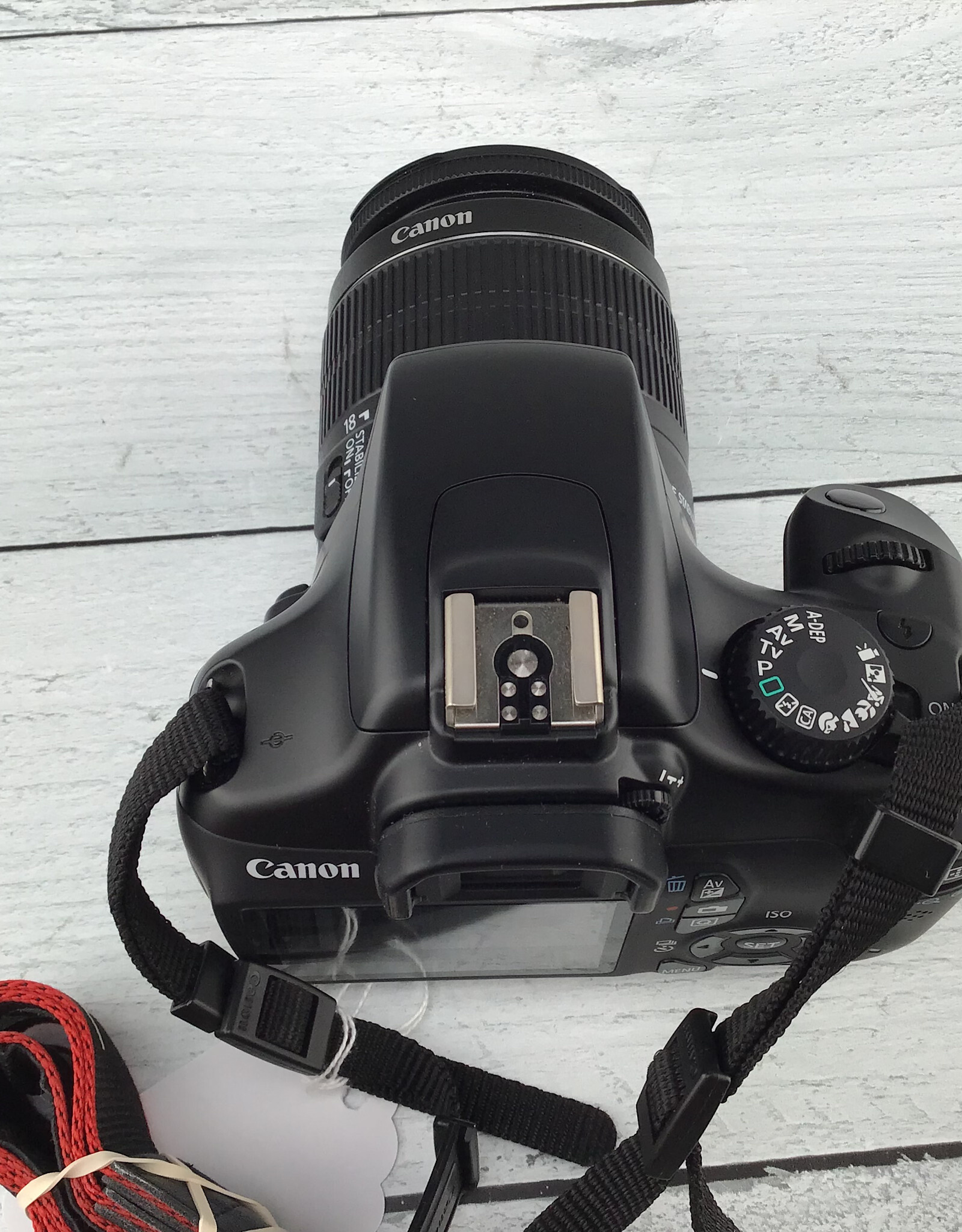 CANON Canon EOS Rebel T3 Camera w/ 18-55mm IS Used Good