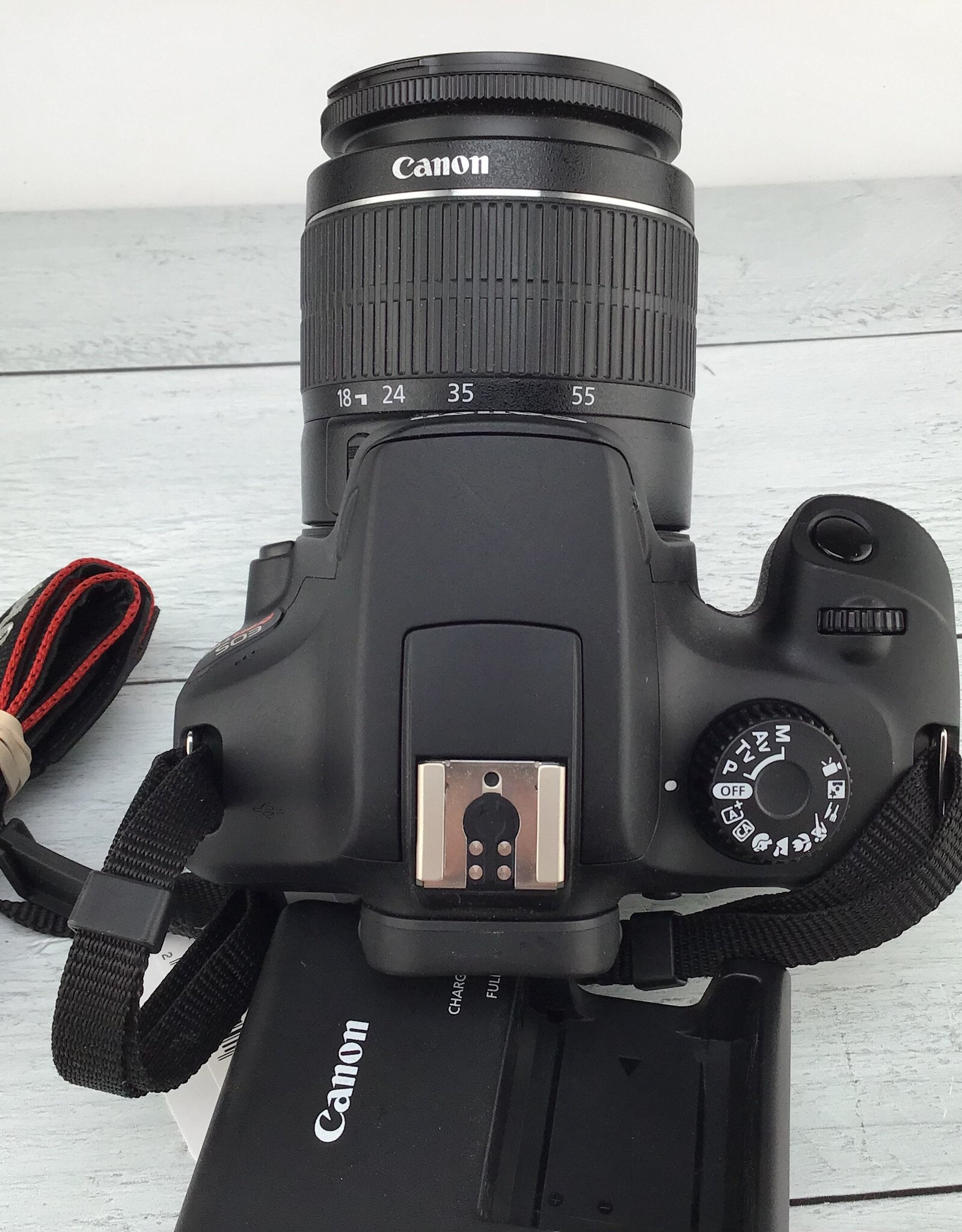 CANON Canon EOS Rebel T100 Camera w/ 18-55mm Used Good