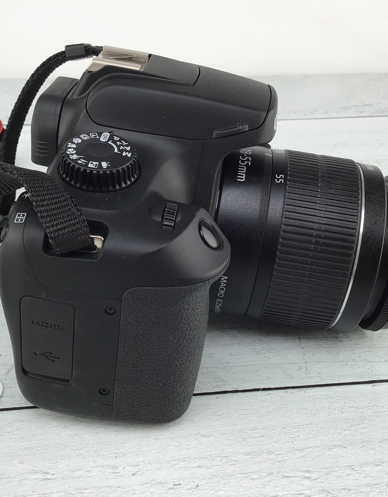CANON Canon EOS Rebel T100 Camera w/ 18-55mm Used Good