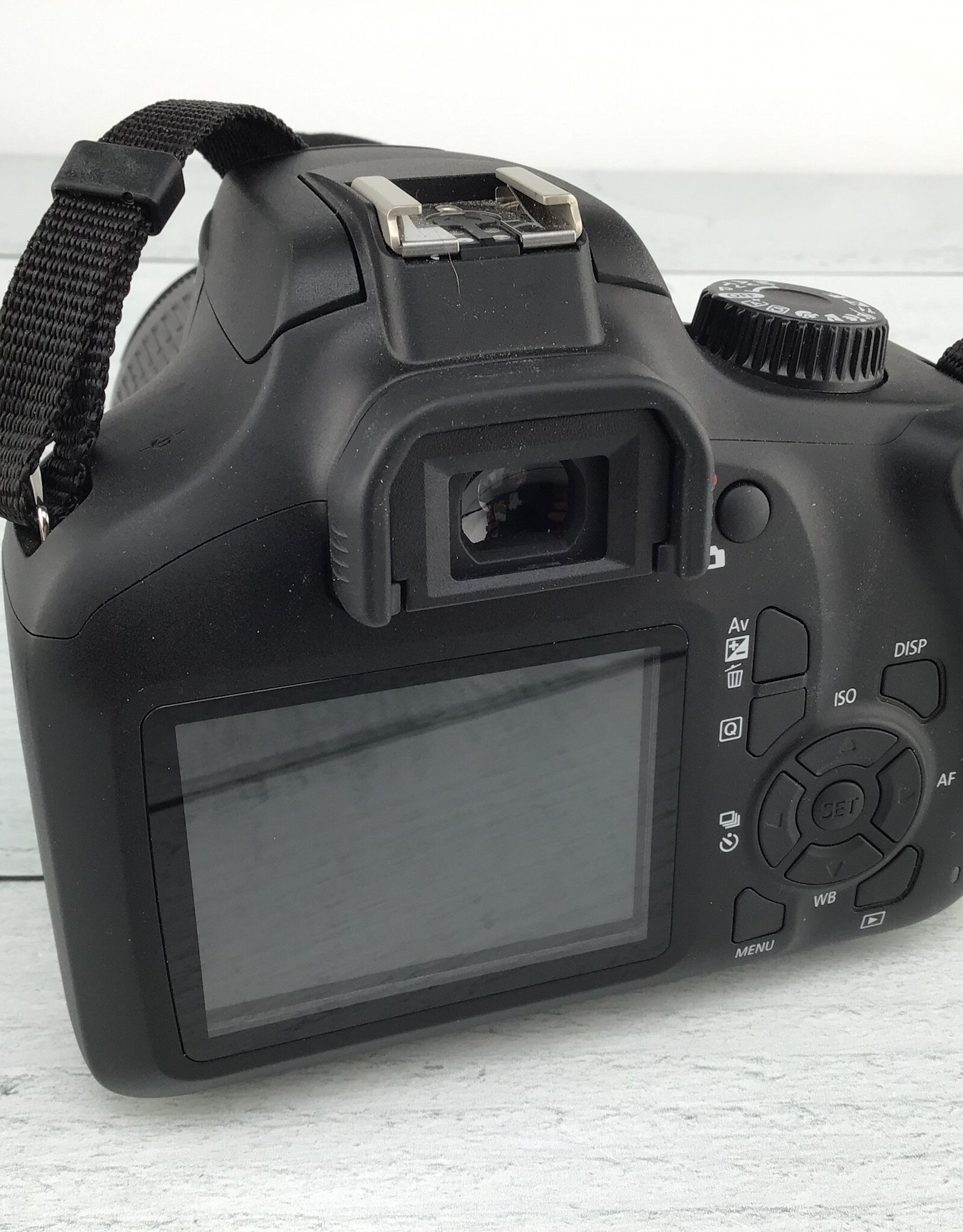 CANON Canon EOS Rebel T100 Camera w/ 18-55mm Used Good