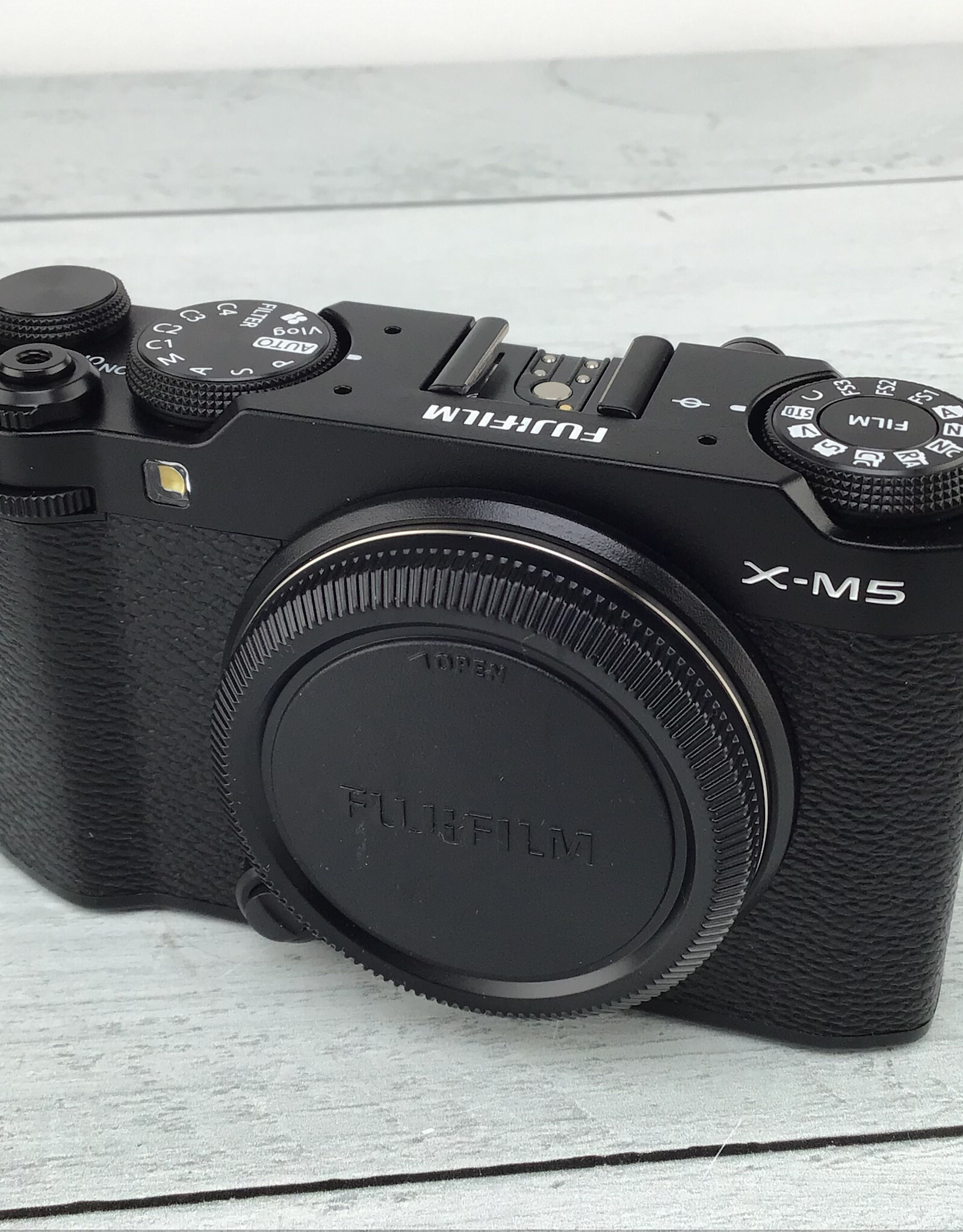 FUJI Fuji X-M5 Camera Body Black Used Mint