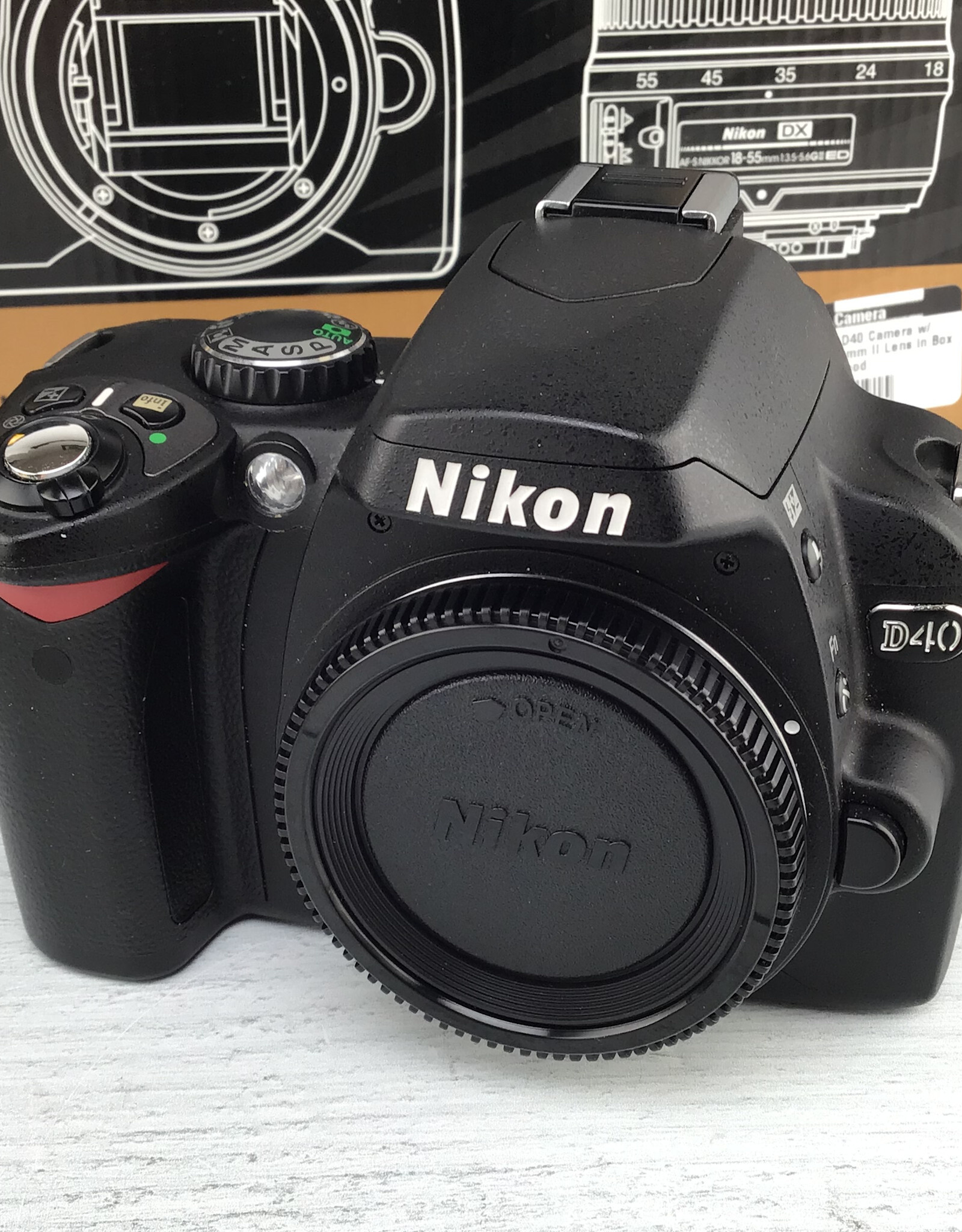 NIKON Nikon D40 Camera w/ 18-55mm II Lens in Box Used Good