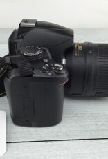 NIKON Nikon D3000 Camera w/ 18-55mm VR Used Good