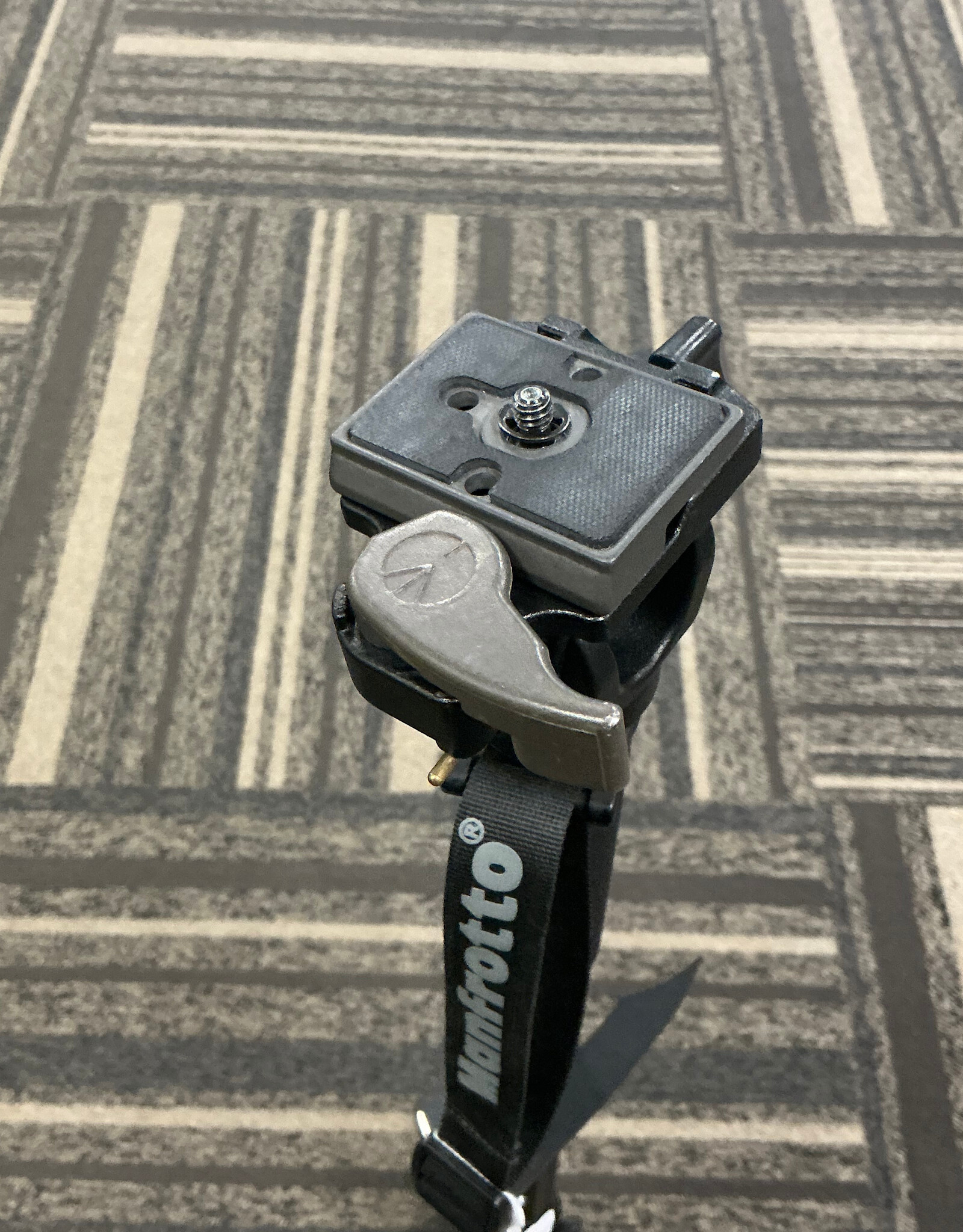 MANFROTTO Manfrotto monopod 560B-1 w/ 234RC Used Good