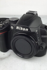 Nikon D3000 Camera Body no Charger Used Fair Nikon D3000 Camera Body no Charger Used Fair