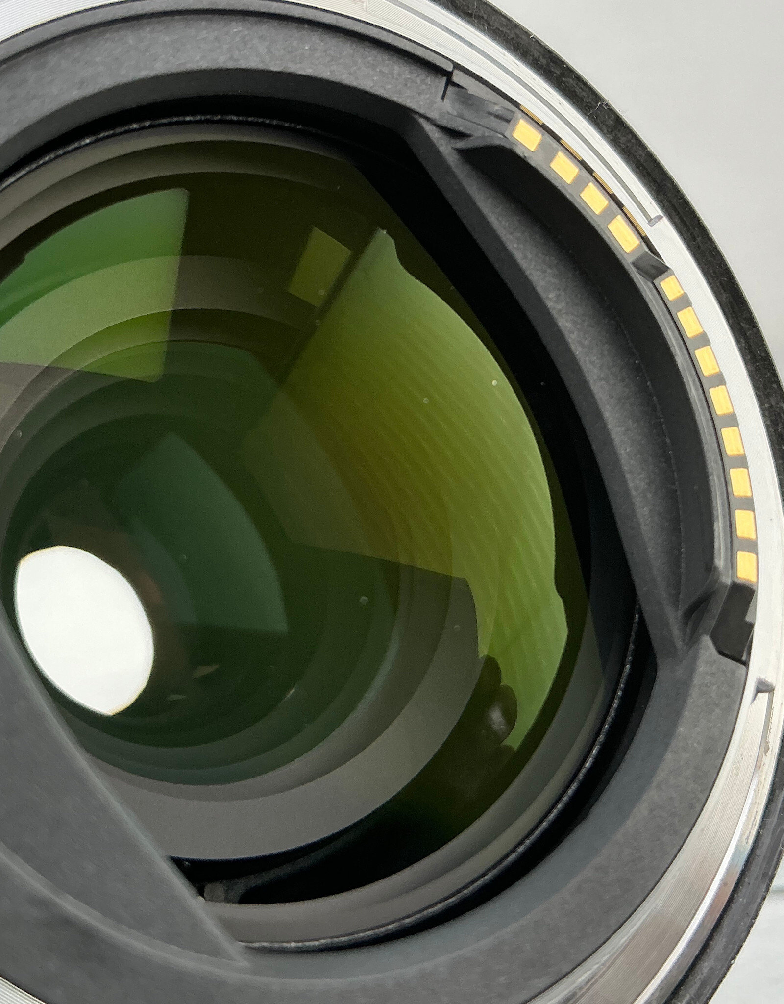 CANON Canon RF 14-35mm f4 L IS Lens in Box Used EX