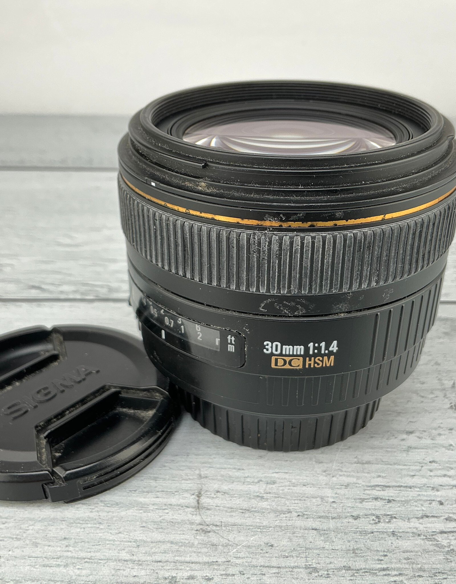 CANON Sigma EX 30mm f1.4 DC HSM Lens for Canon EF Used BGN