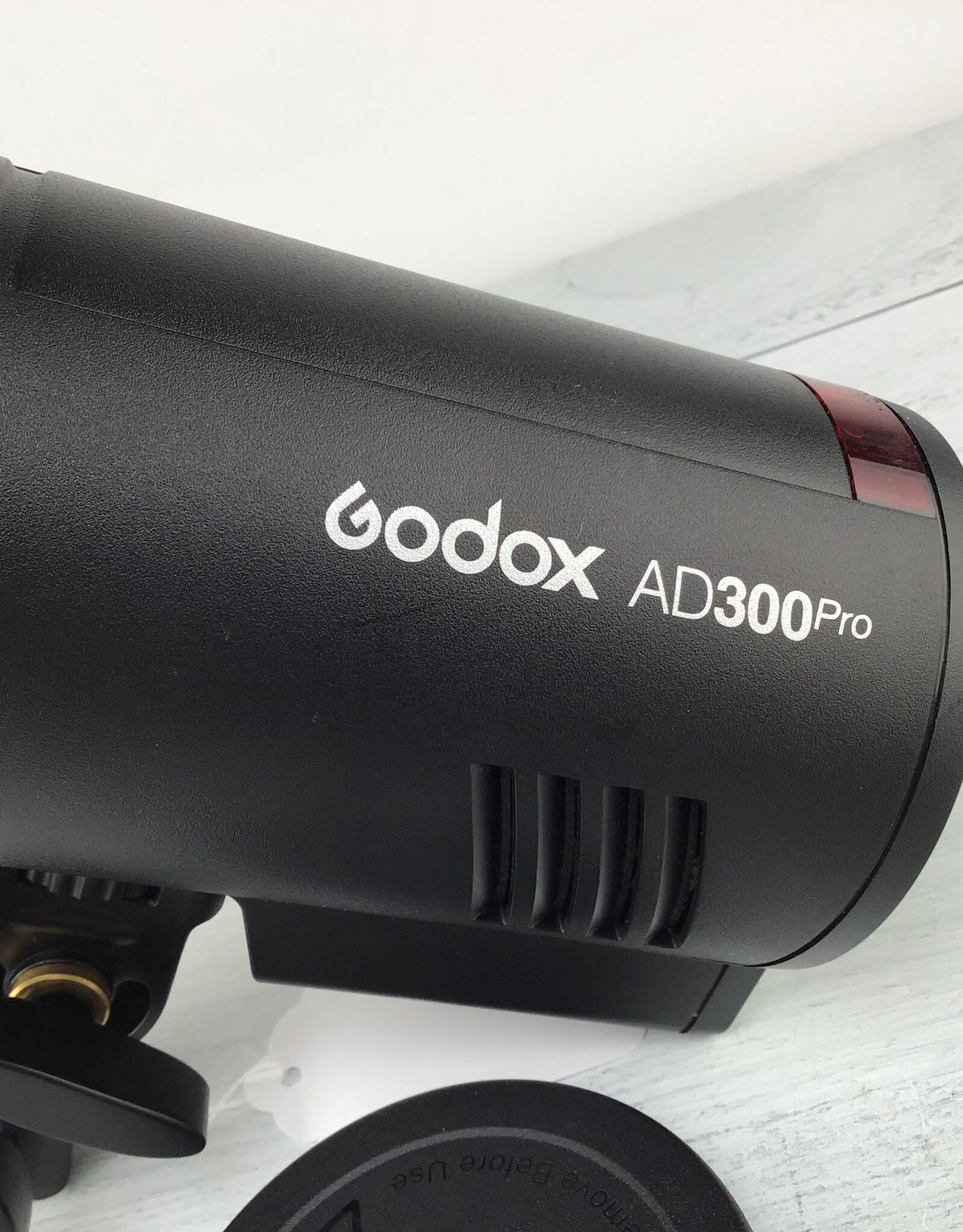 GODOX Godox AD300Pro Flash No Charger Used Good