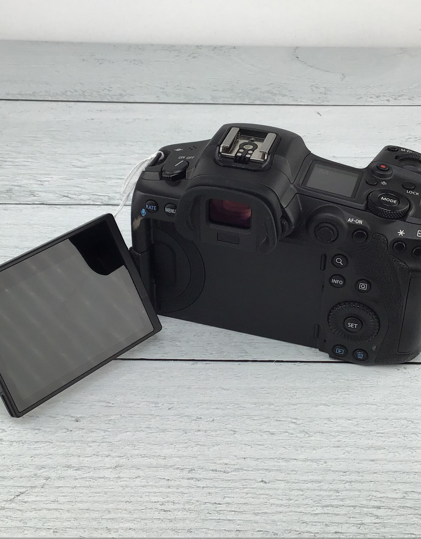 CANON Canon EOS R5 Camera Body No Charger Used Fair