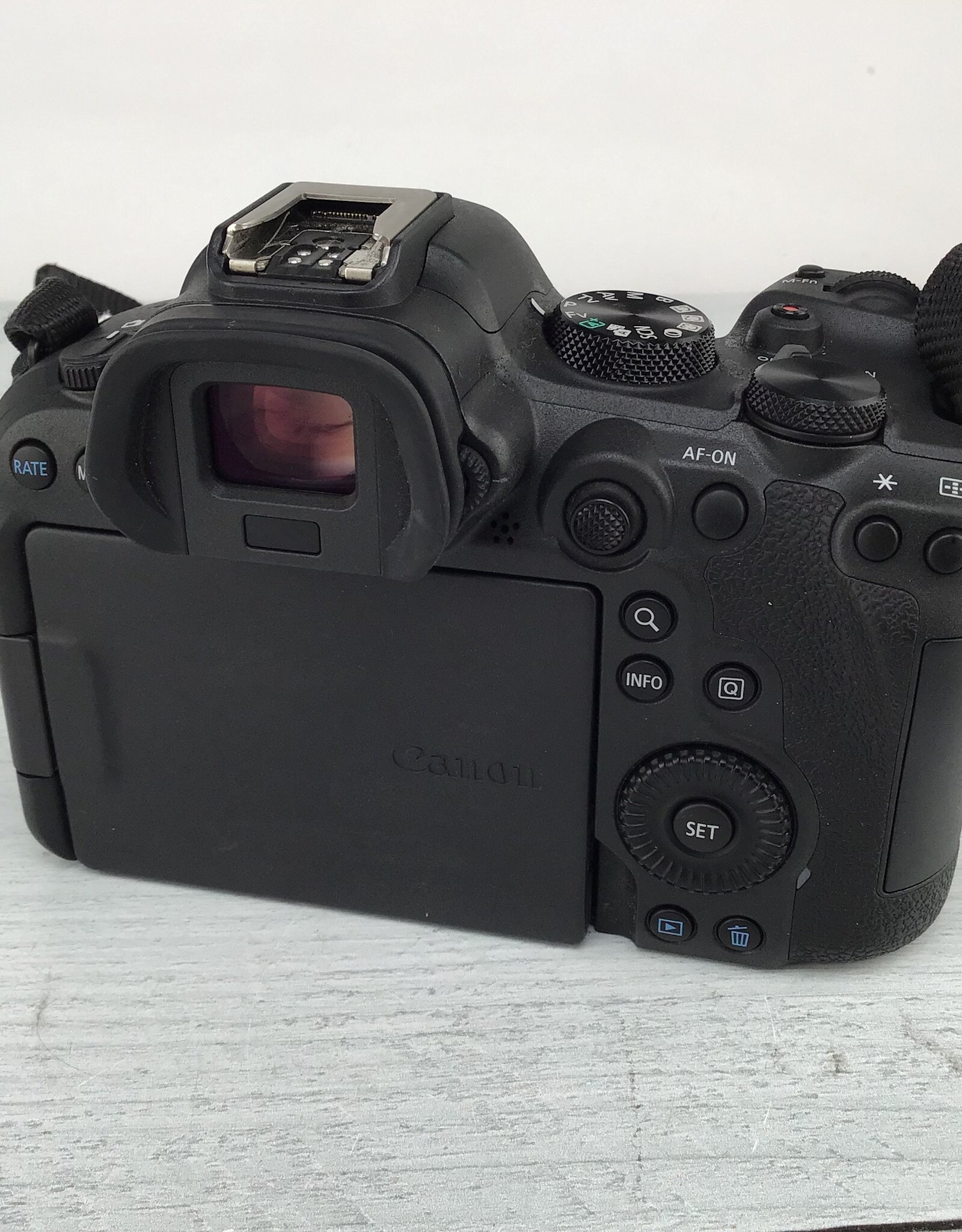 CANON Canon EOS R6 Mark II Camera Body Used Good