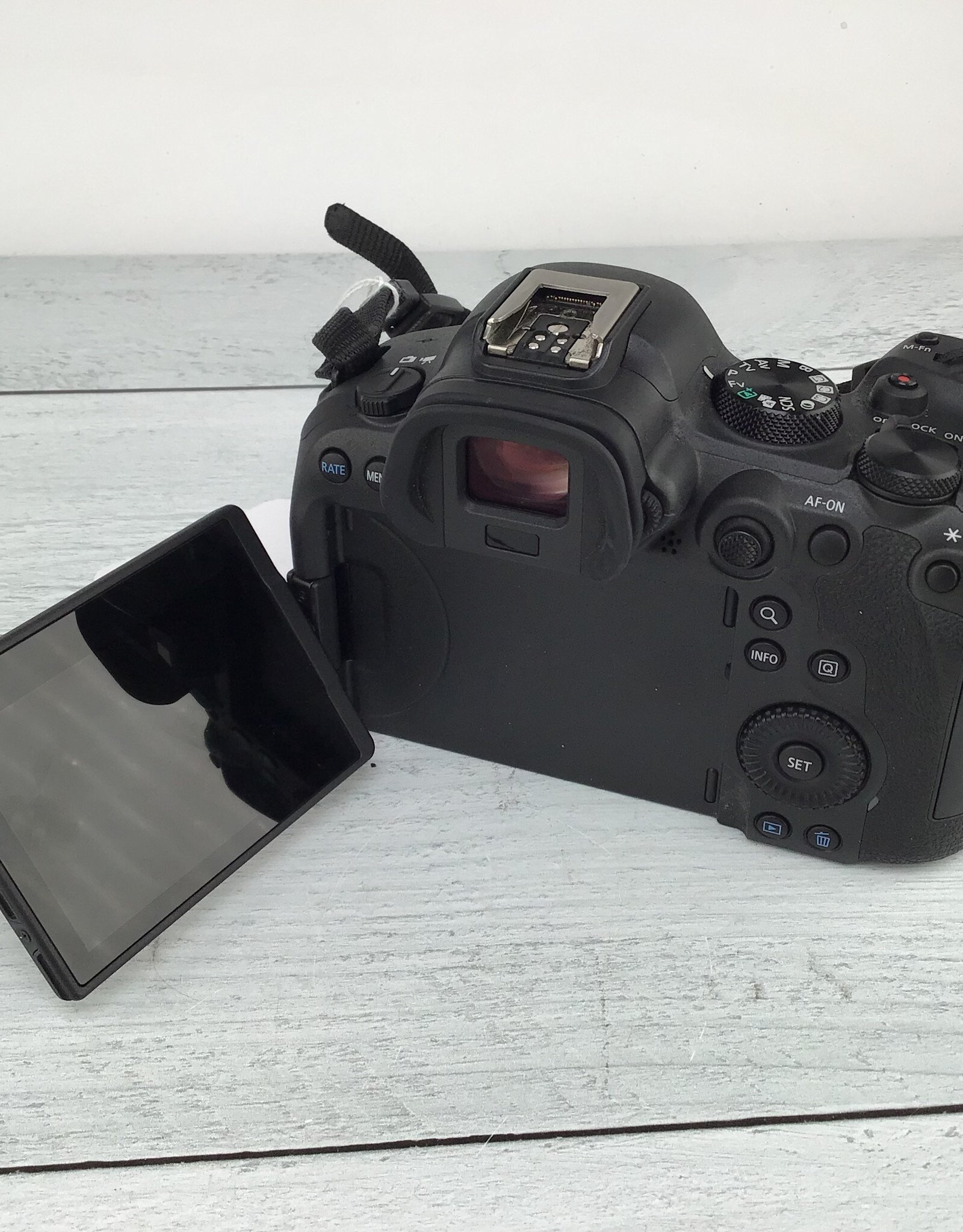 CANON Canon EOS R6 Mark II Camera Body Used Good