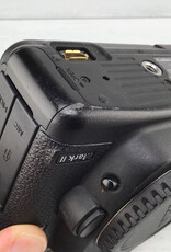 CANON Canon 5D Mark II Camera Body No Charger Used Fair CANON Canon 5D Mark II Camera Body No Charger Used Fair