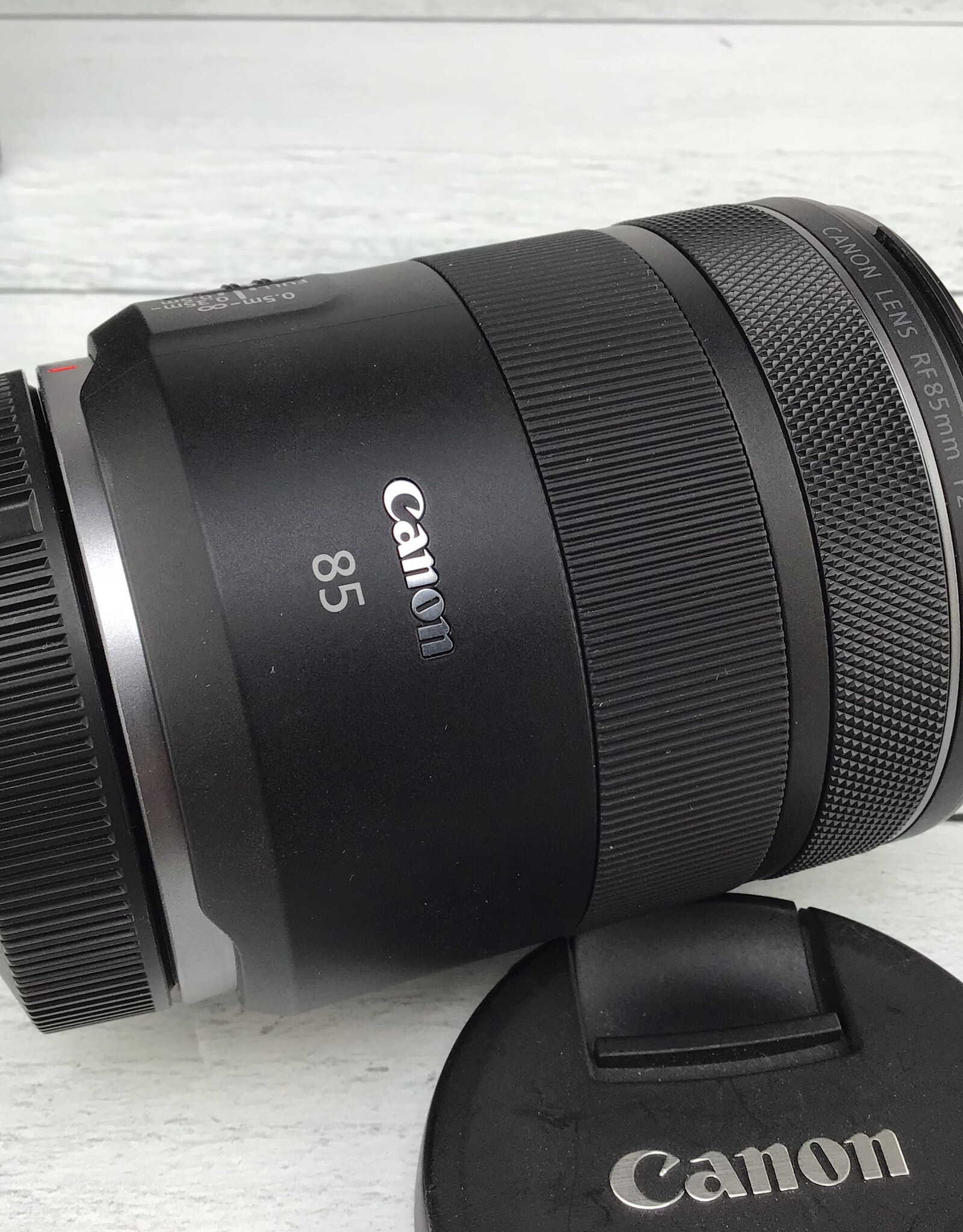 CANON Canon RF 85mm F2 Macro IS STM Lens in Box Used EX