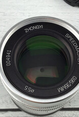 zhongyi Zhongyi Speedmaster 35mm f0.95 Lens for Sony E Used Good zhongyi Zhongyi Speedmaster 35mm f0.95 Lens for Sony E Used Good