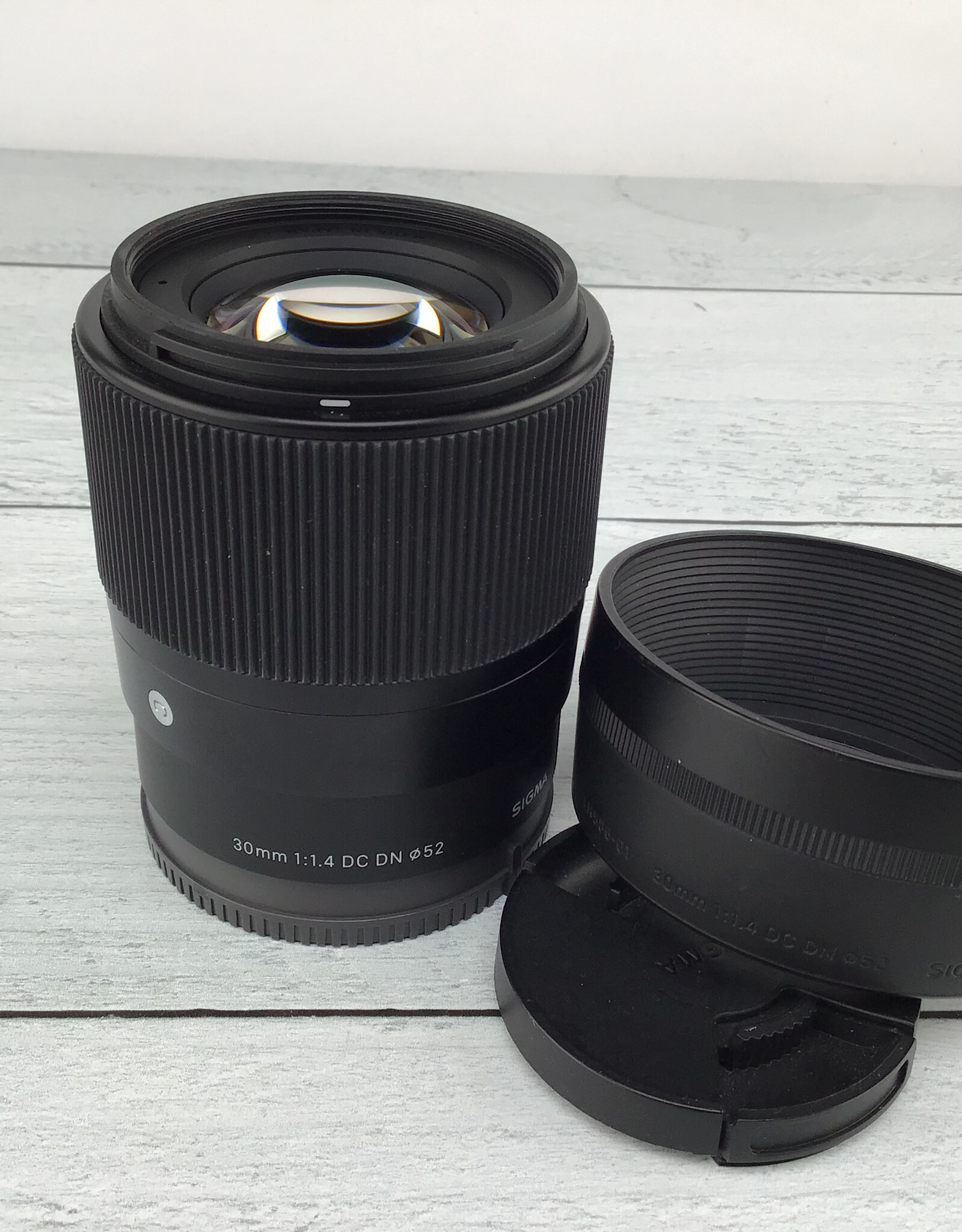 SIGMA Sigma 30mm f1.4 DC DN Lens for Sony E Used Good