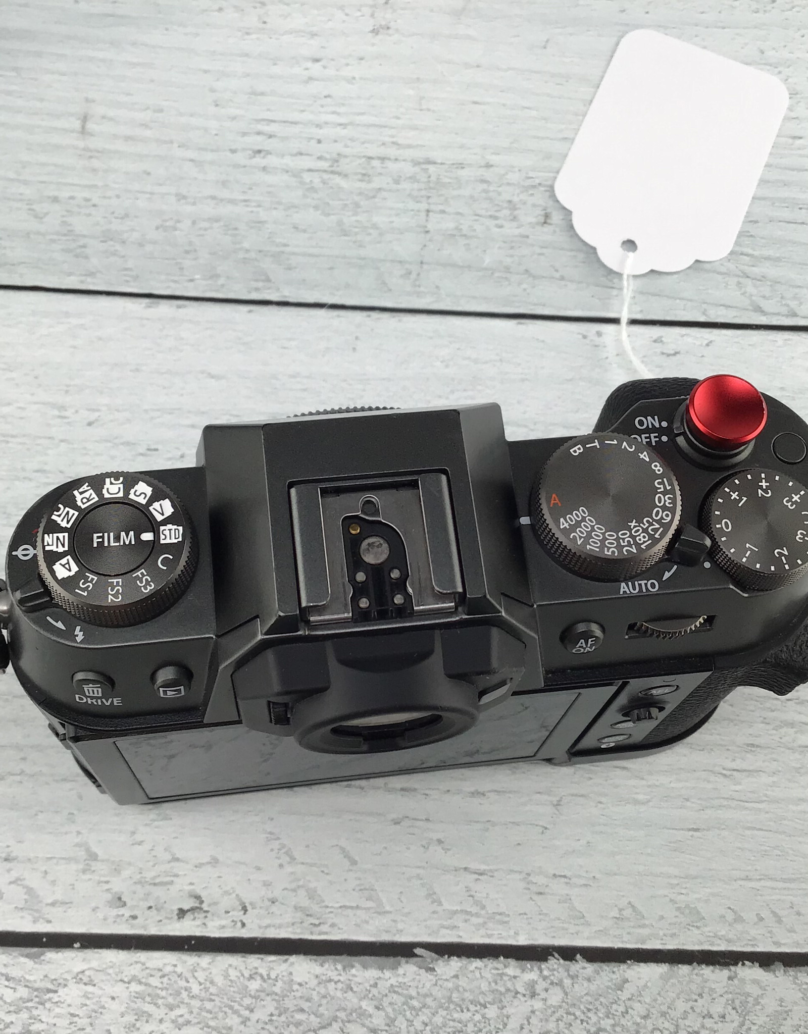 FUJI Fuji X-T50 Camera w/ SmallRig Grip, llano Charger/Batts Used Fair