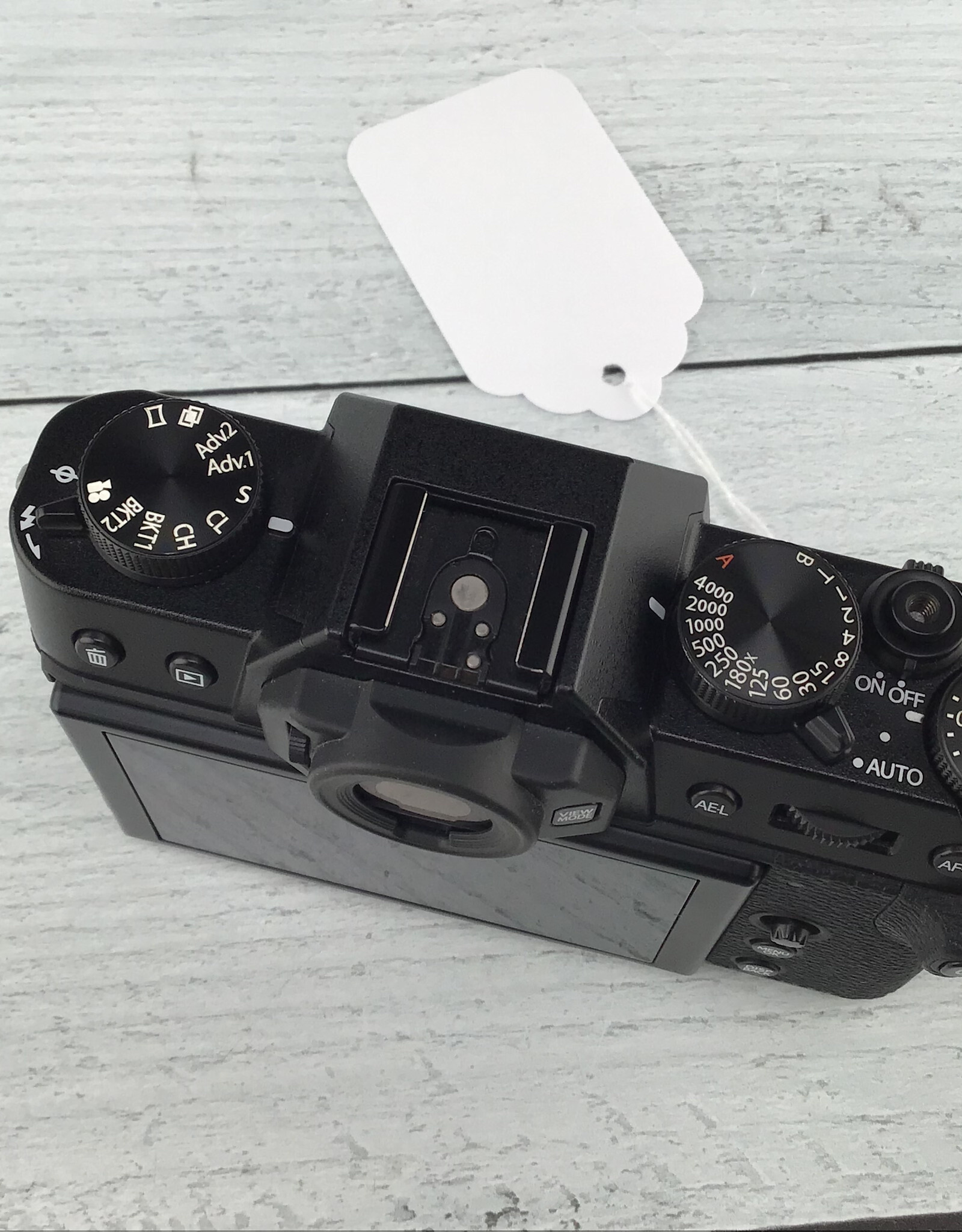 FUJI Fuji X-T30 Camera Black No Charger Used Good