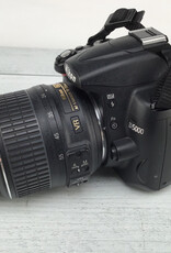 NIKON Nikon D5000 Camera w/ 18-55mm VR Used Good
