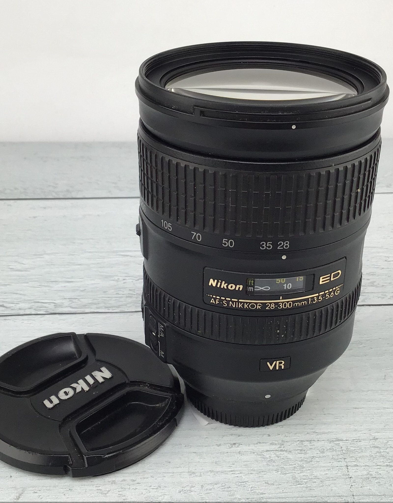 NIKON Nikon AF-S Nikkor 28-300mm f3.5-5.6 G VR Lens Used Good