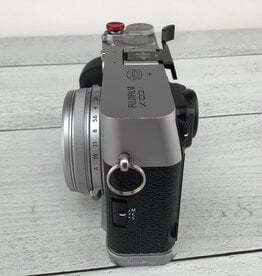 FUJI Fuji X100V Camera w/ Grip Used Good