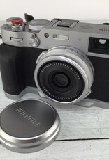 FUJI Fuji X100V Camera w/ Grip Used Good