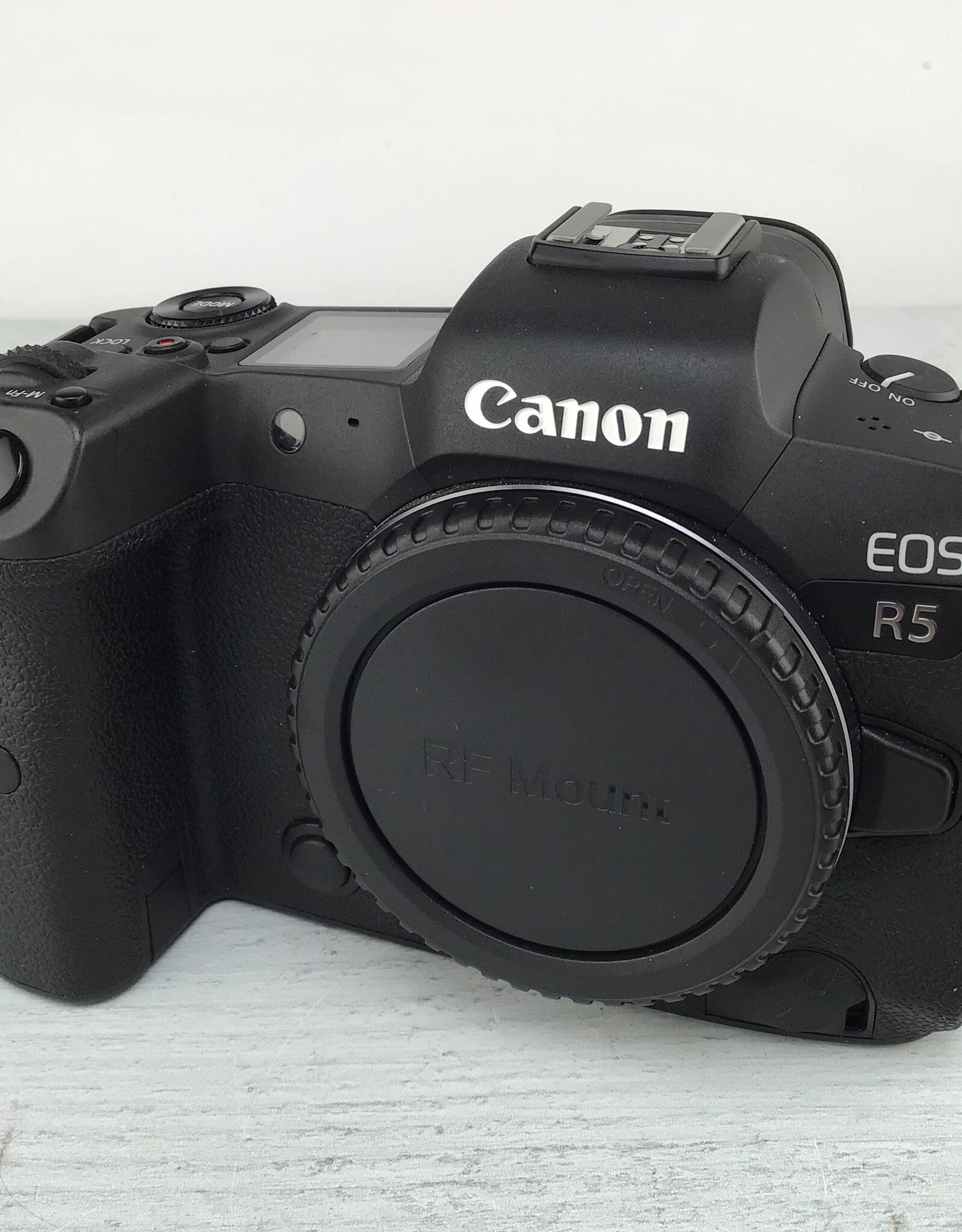 CANON Canon EOS R5 Camera Body Used EX