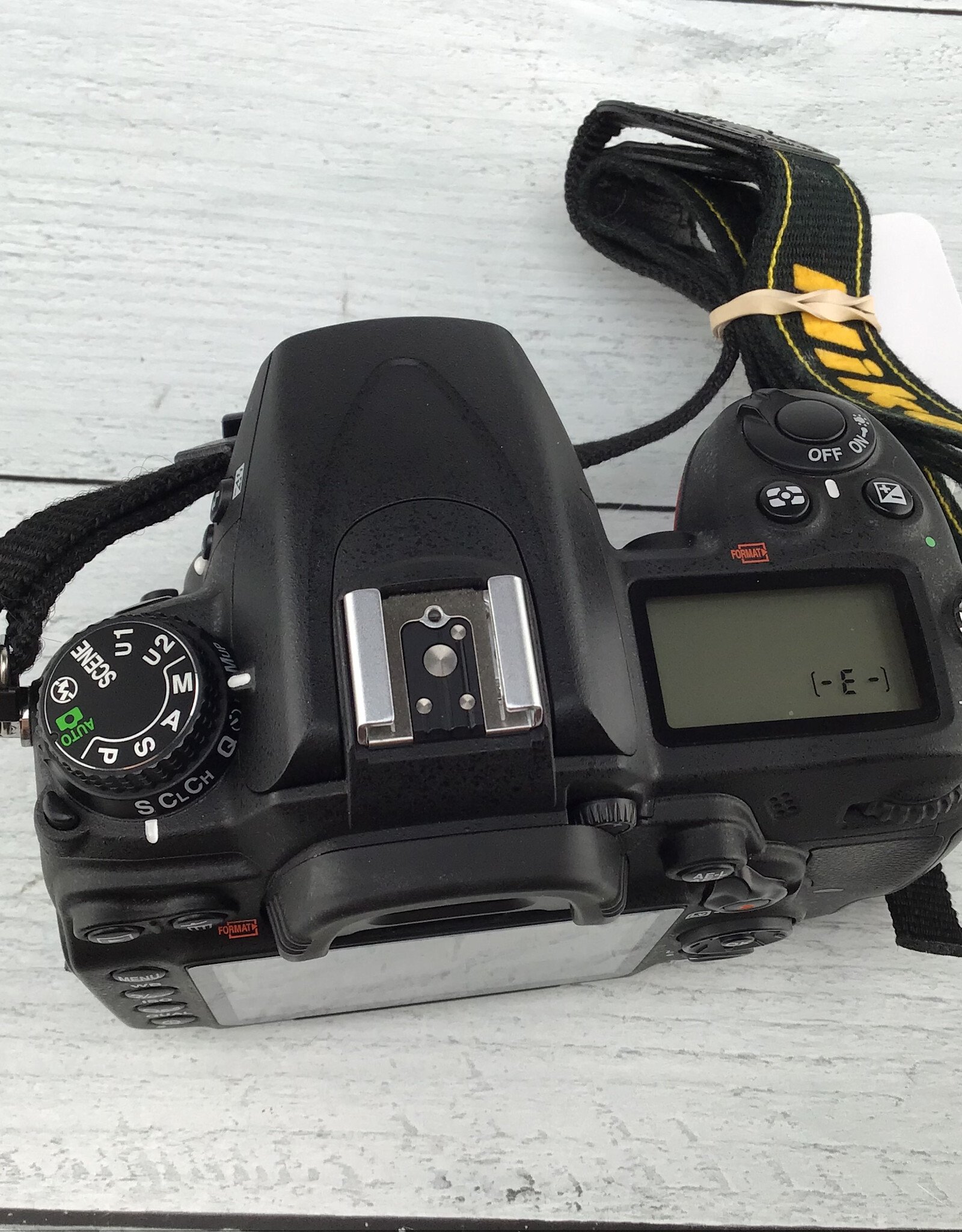 NIKON Nikon D7000 Camera Body Shutter Count 3993 Used Good