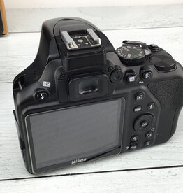 NIKON Nikon D3500 Camera 2 Lens Kit in Box Used Good