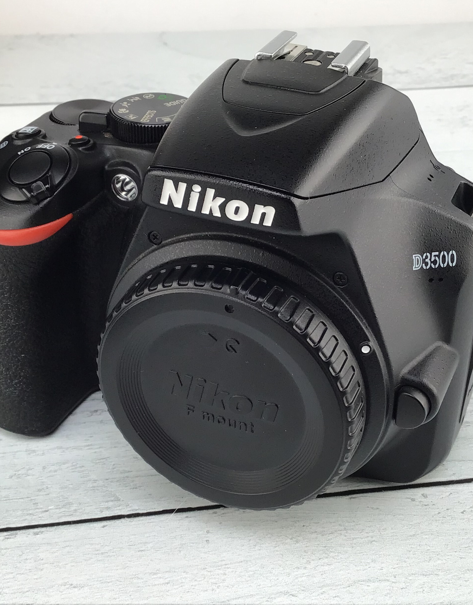 NIKON Nikon D3500 Camera 2 Lens Kit in Box Used Good