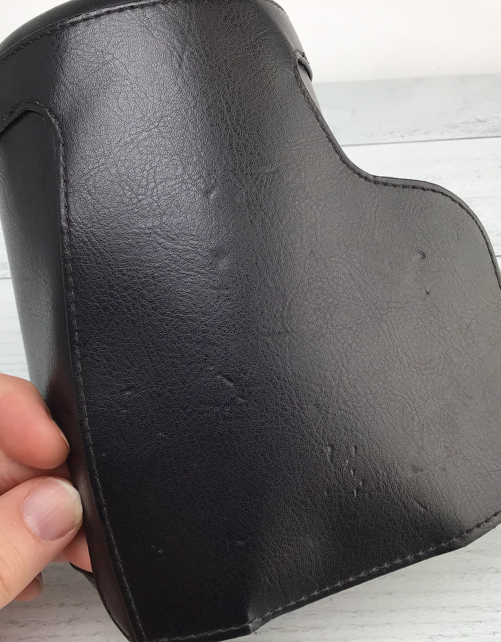 SONY SONY LCJ-RXJ Fitted Leather Case for RX10 III And RX10 IV Used Fair