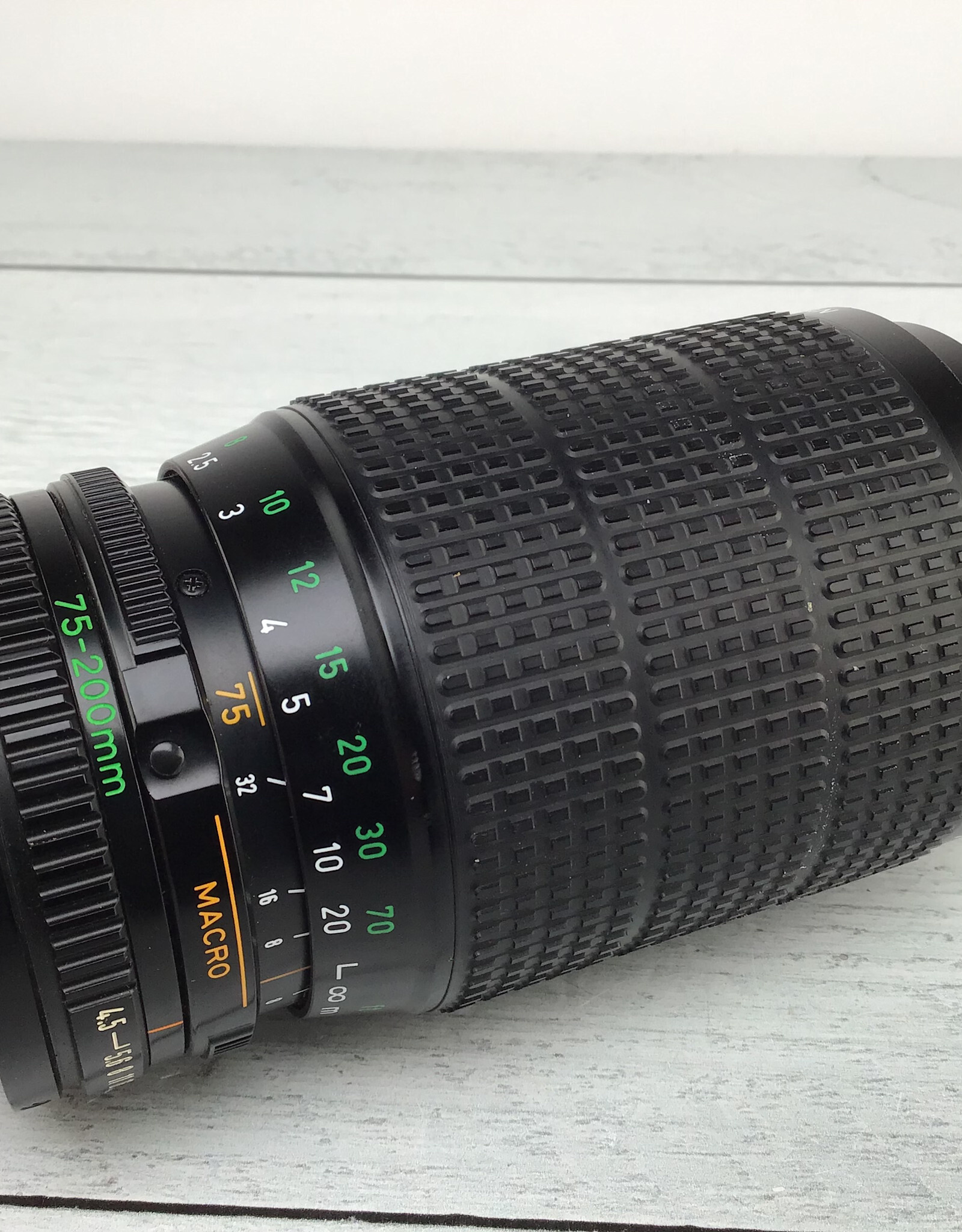 CANON Canon FD 75-200mm f4.5 Lens No Caps Used Good