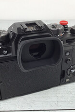 FUJI Fuji X-T4 Camera Body Black used Good