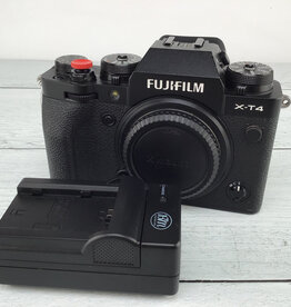 FUJI Fuji X-T4 Camera Body Black used Good